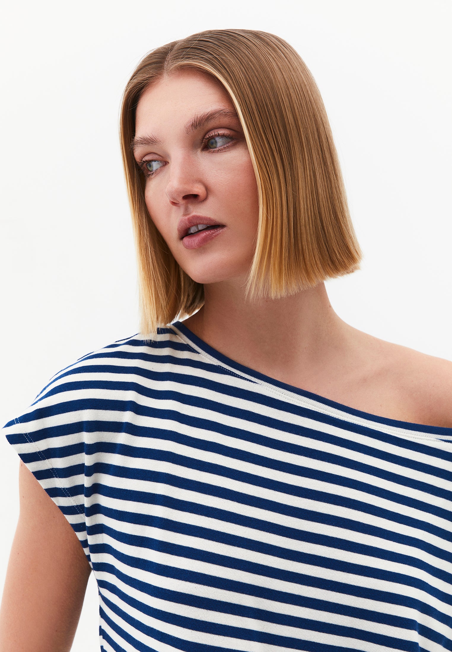 Boat Neck Striped Sleeveless T-Shirt - NAVY PEONY STRIPE