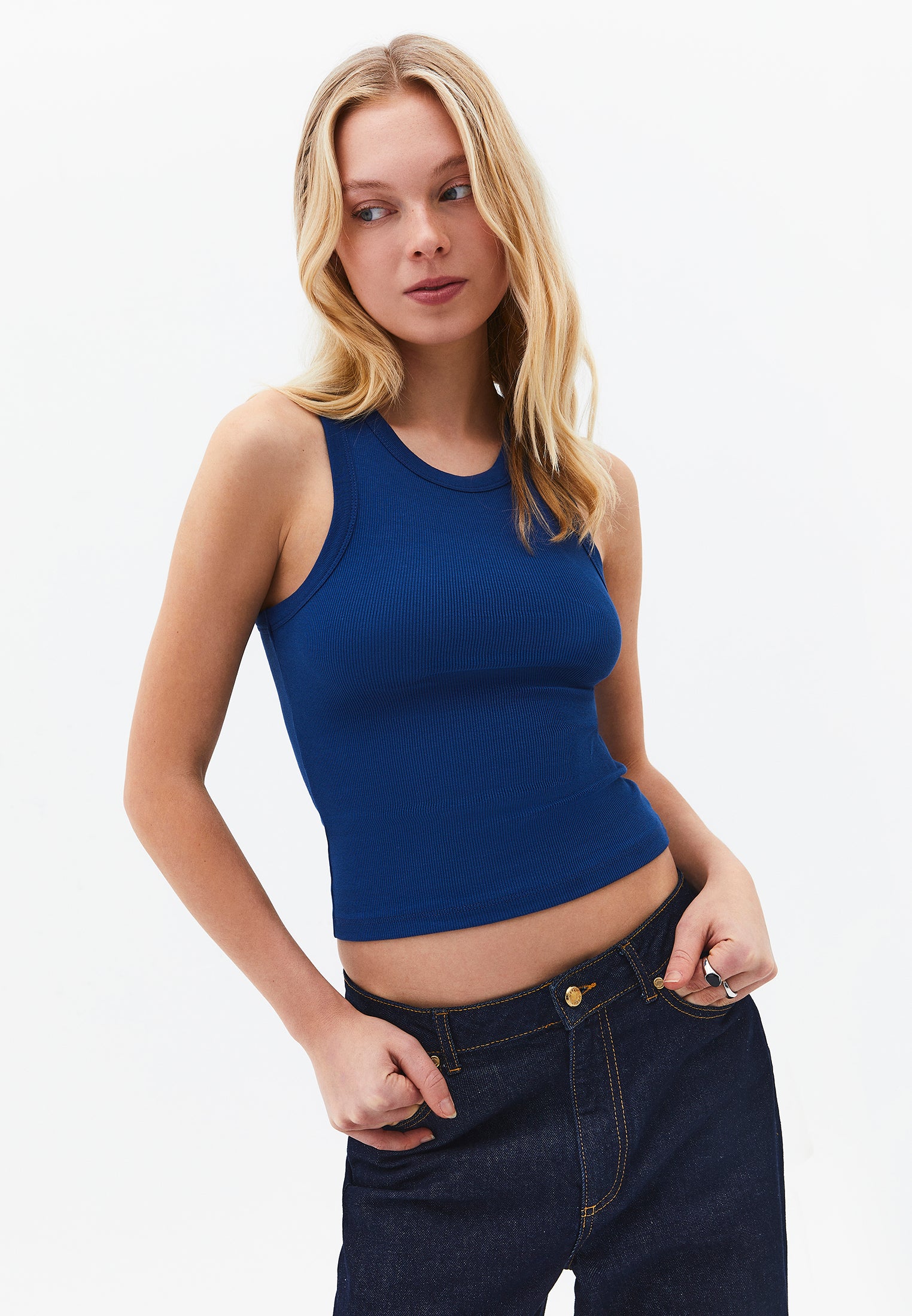 Crew Neck Bodycon Tank Top - NAVY PEONY