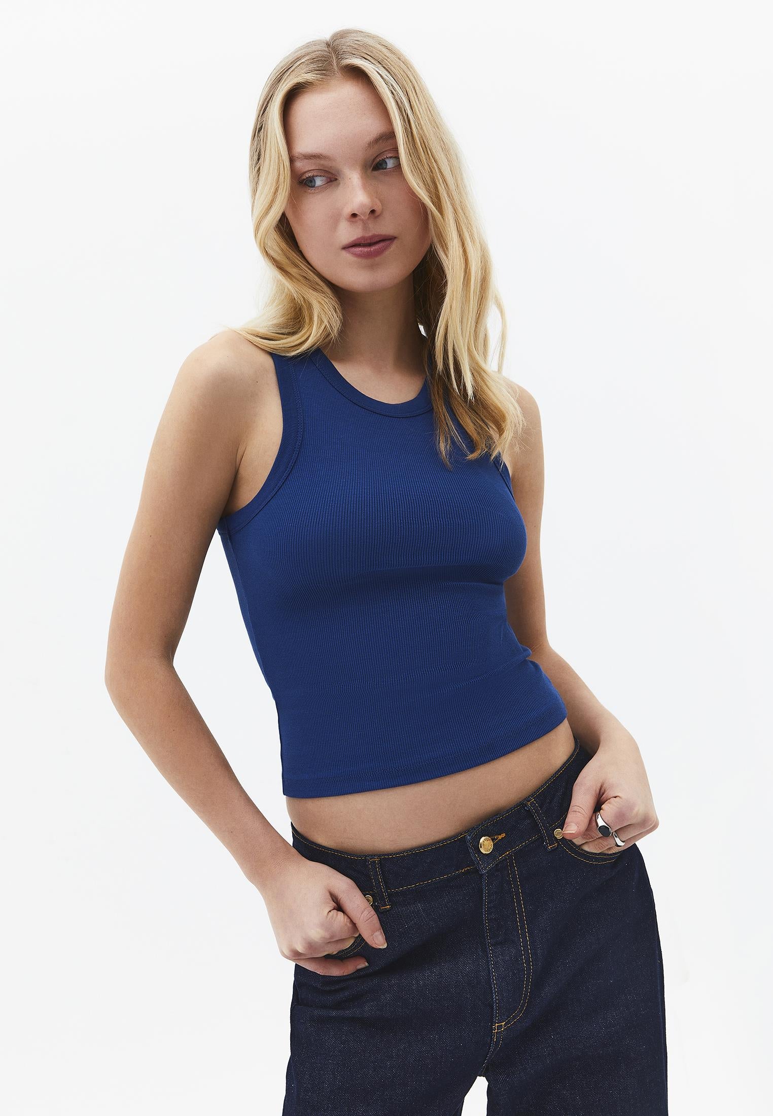 Crew Neck Bodycon Tank Top - NAVY PEONY