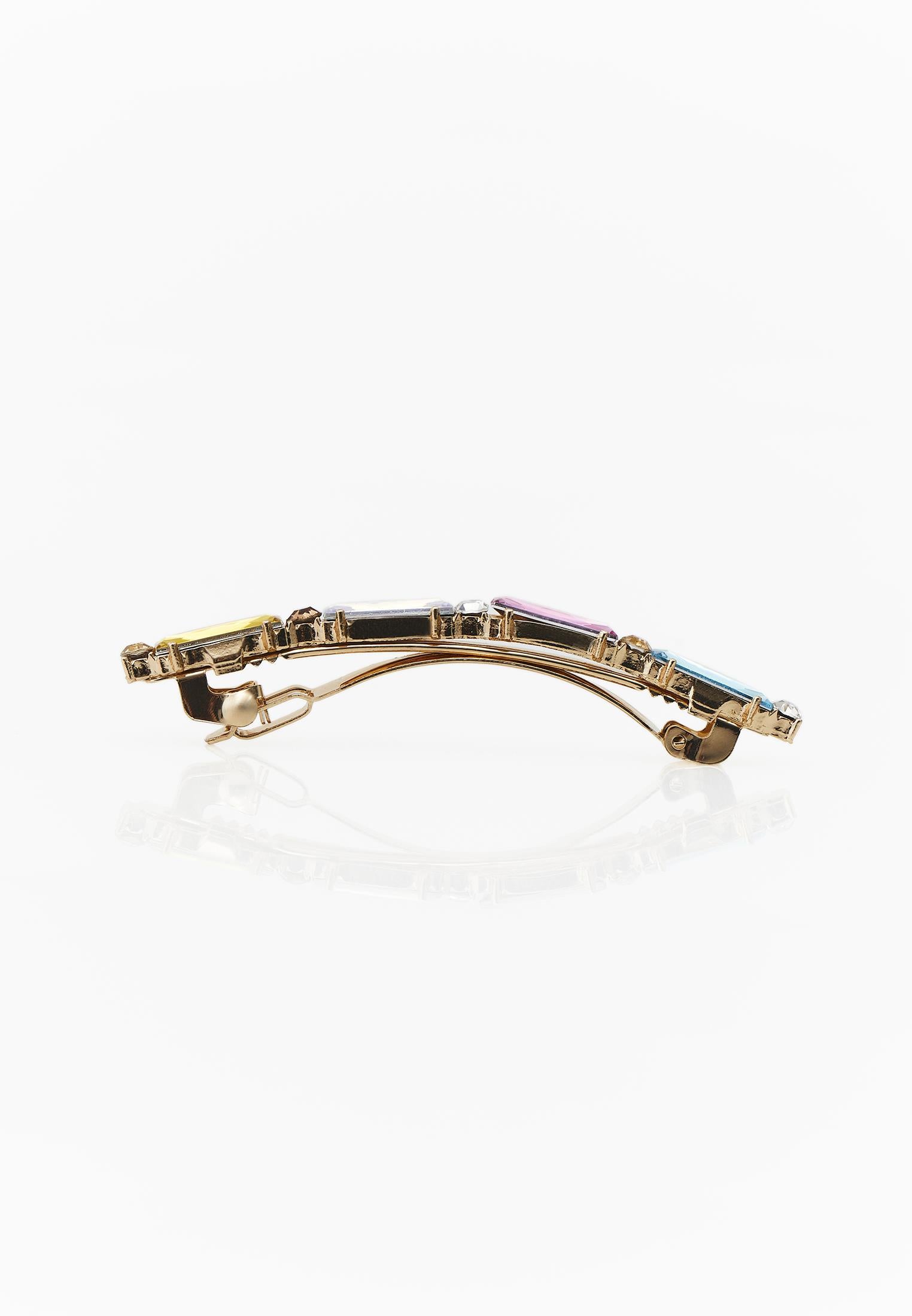 Hair Clip That Completes The Spring Style - NUNTUCKET BREEZE