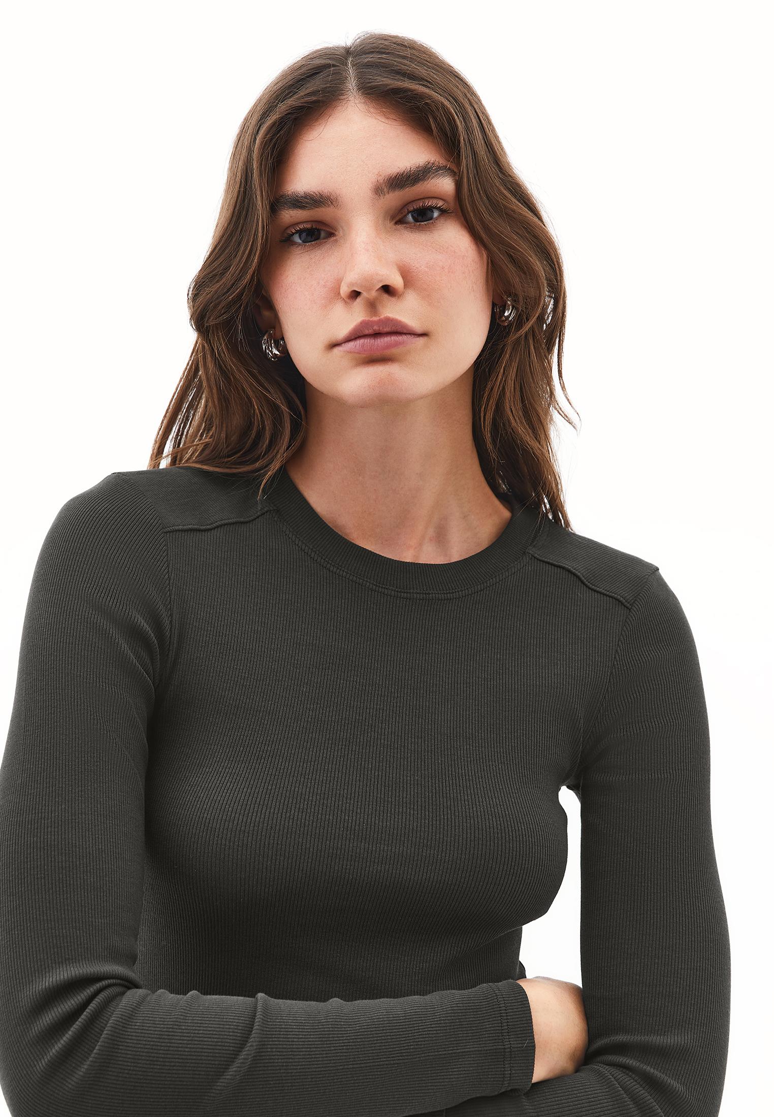 Bodycon Crew Neck T-Shirt - PEAT