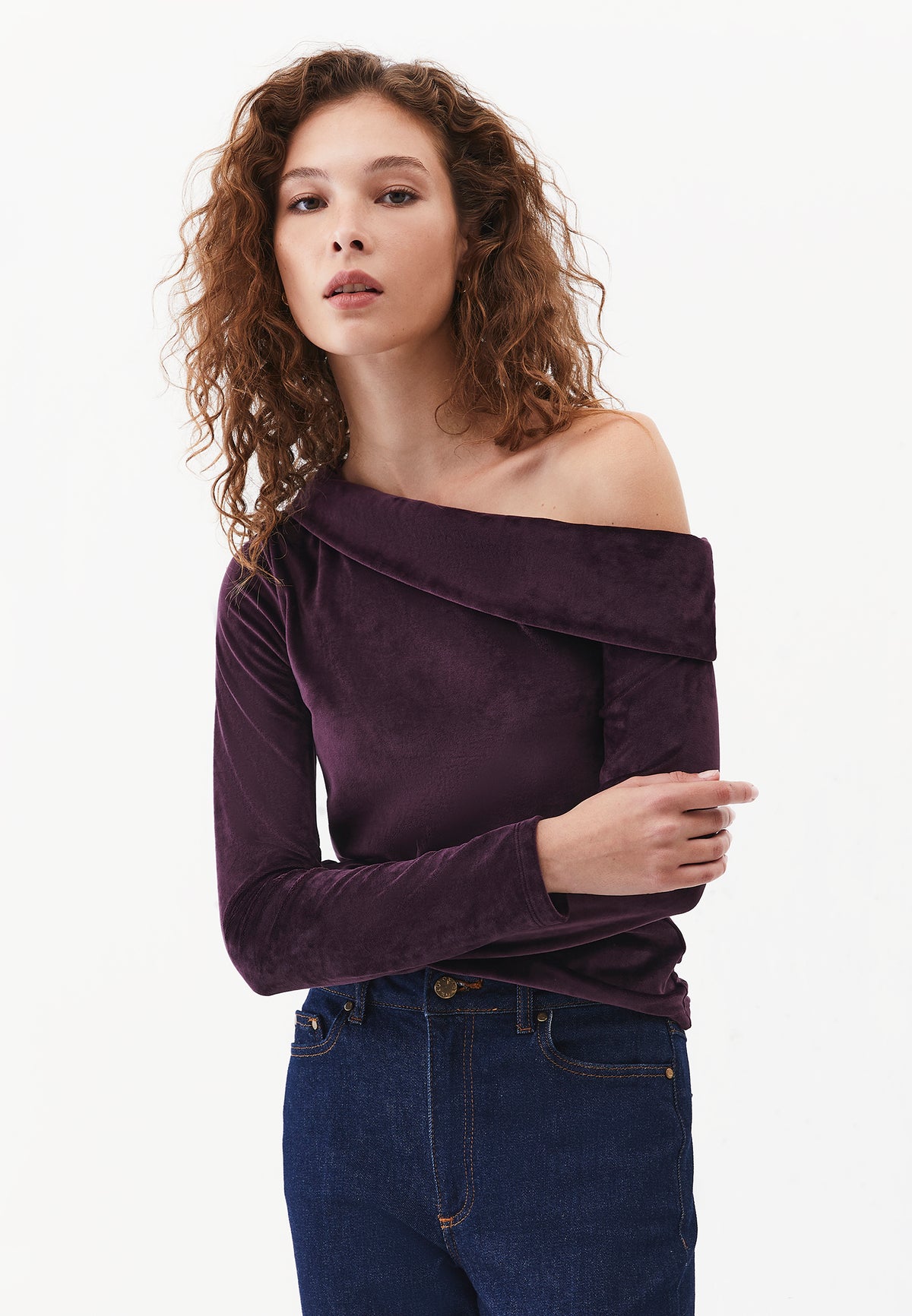 Low Shoulder Long Sleeve T-Shirt - PLUM PERFECT