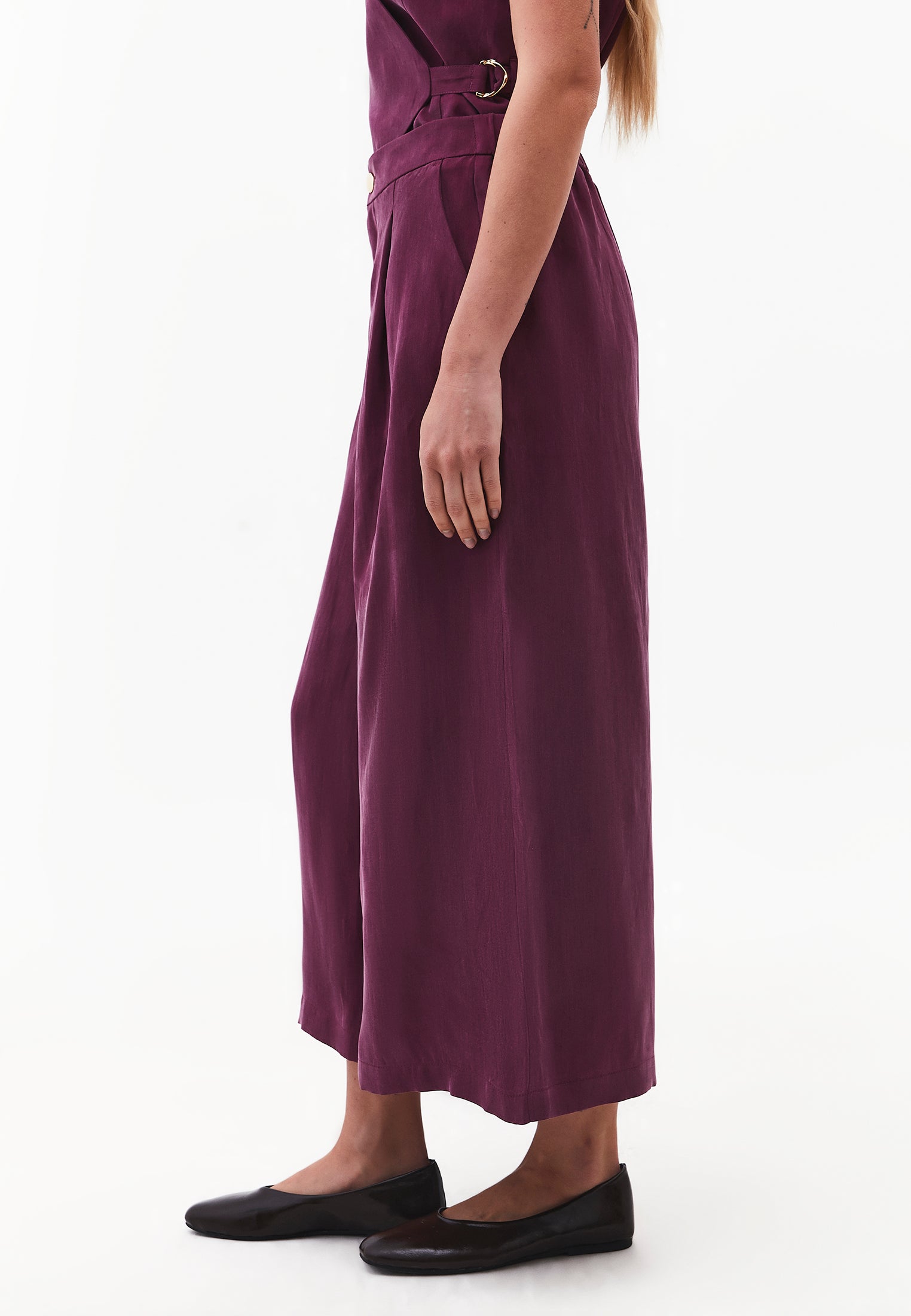 Wide Leg High Waist Trousers with Pleat Details - PURPLE POTION