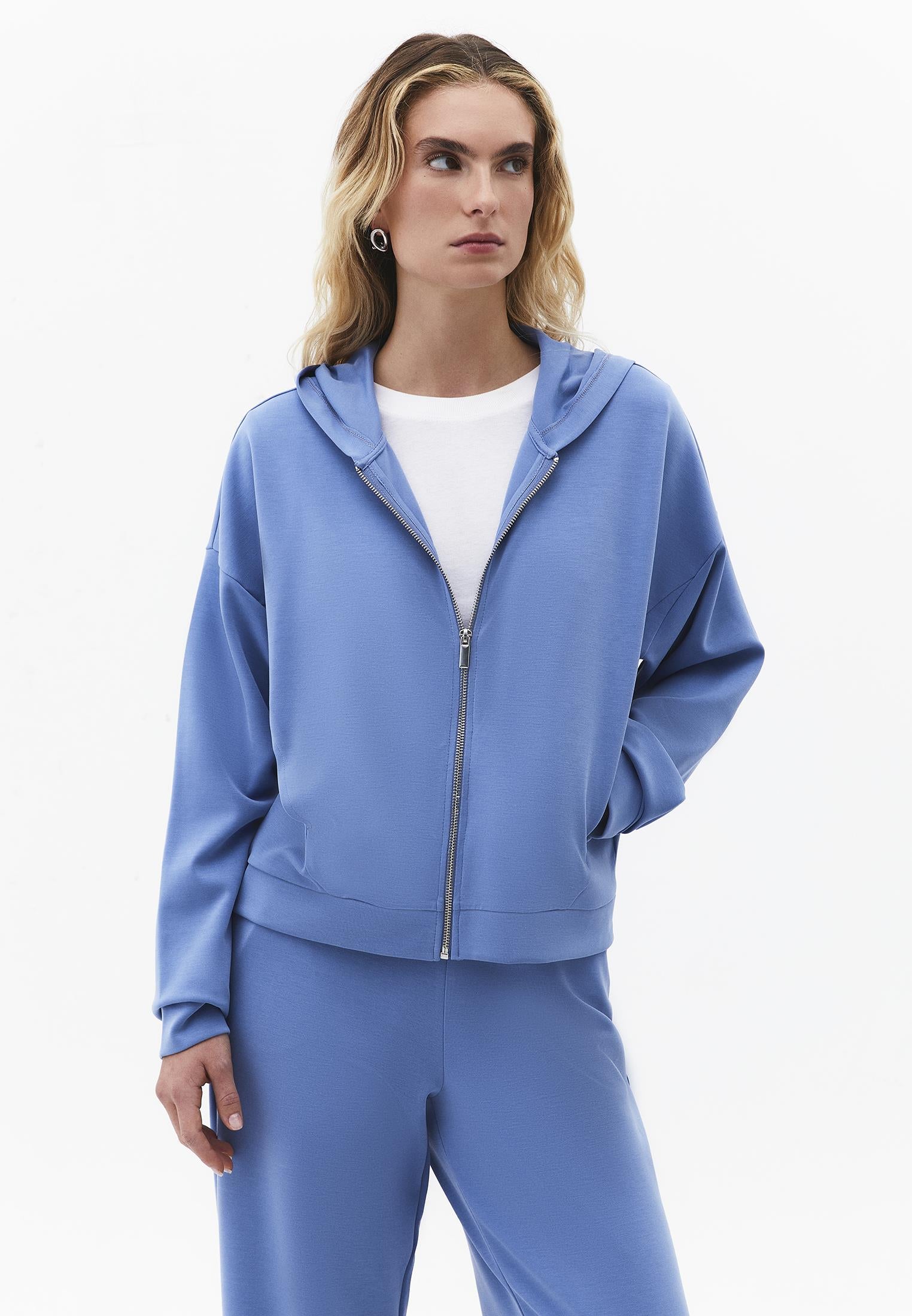 Long Sleeved Sweatshirt With Pocket Detail - QUIET HARBOR