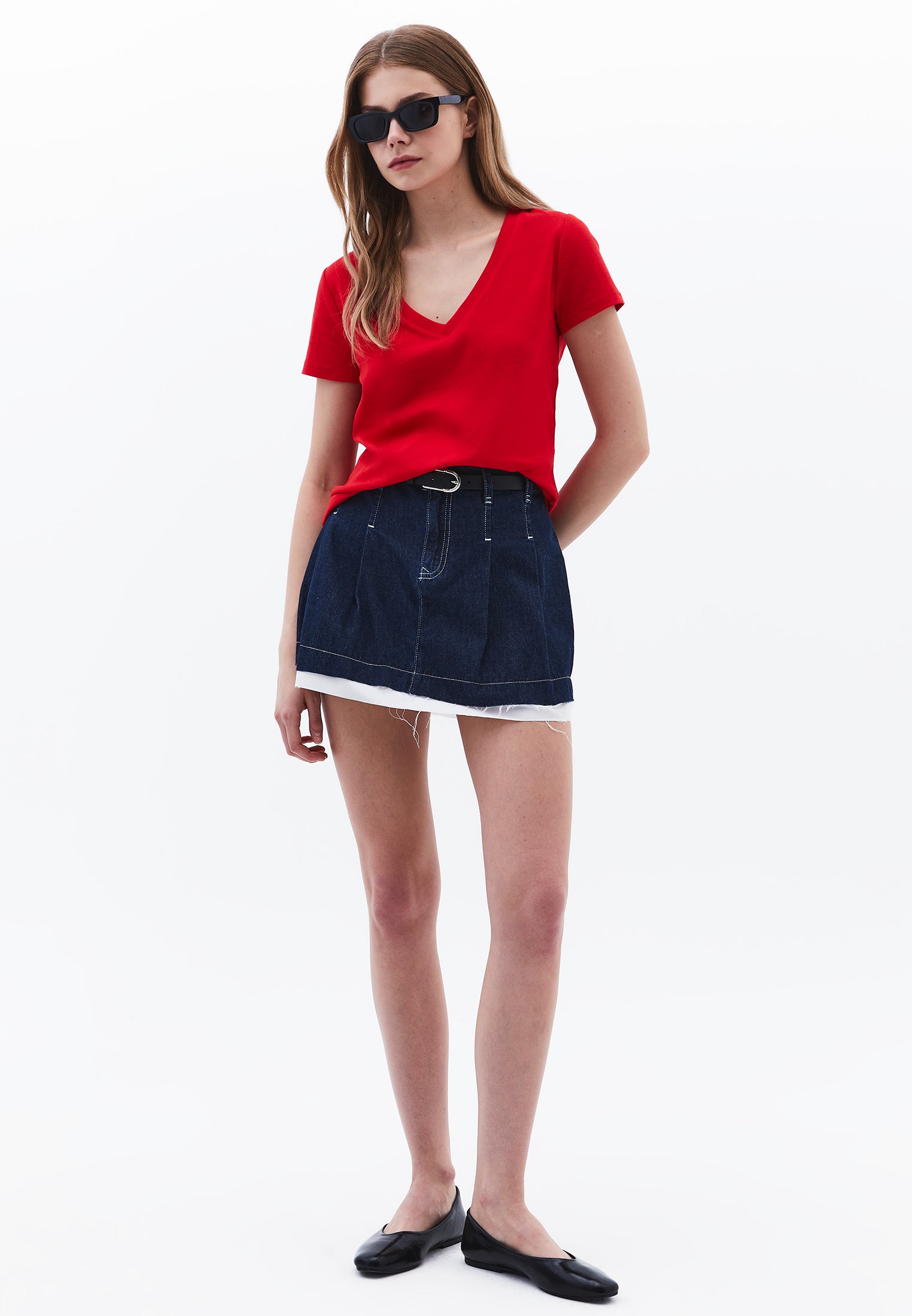 V Neck Short Sleeve T-Shirt - RACING RED