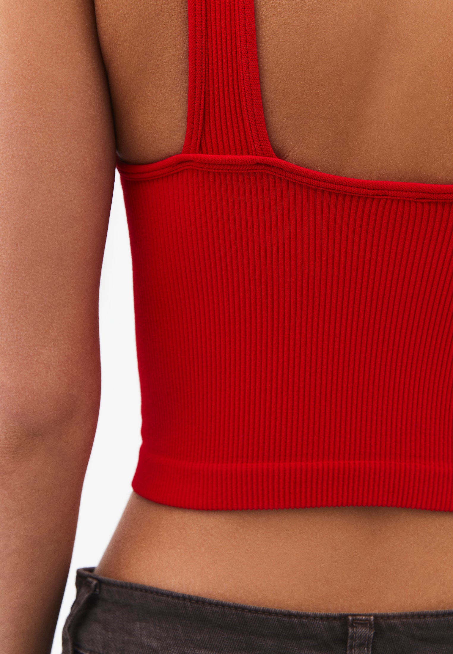 Cropped V Neck Tank Top - RACING RED