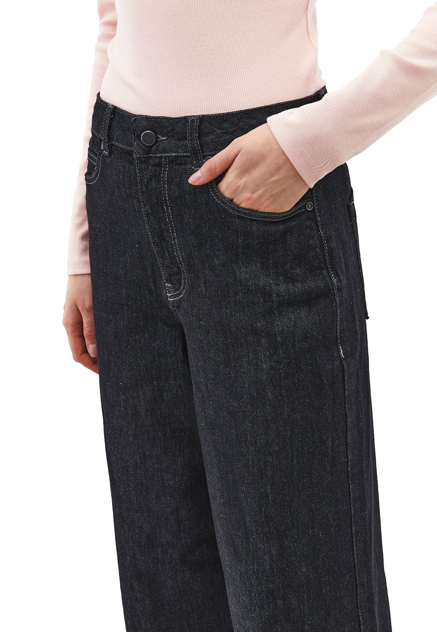 Ultra High Waist Wide Leg Pocket Detailed Pants - RAW DENIM
