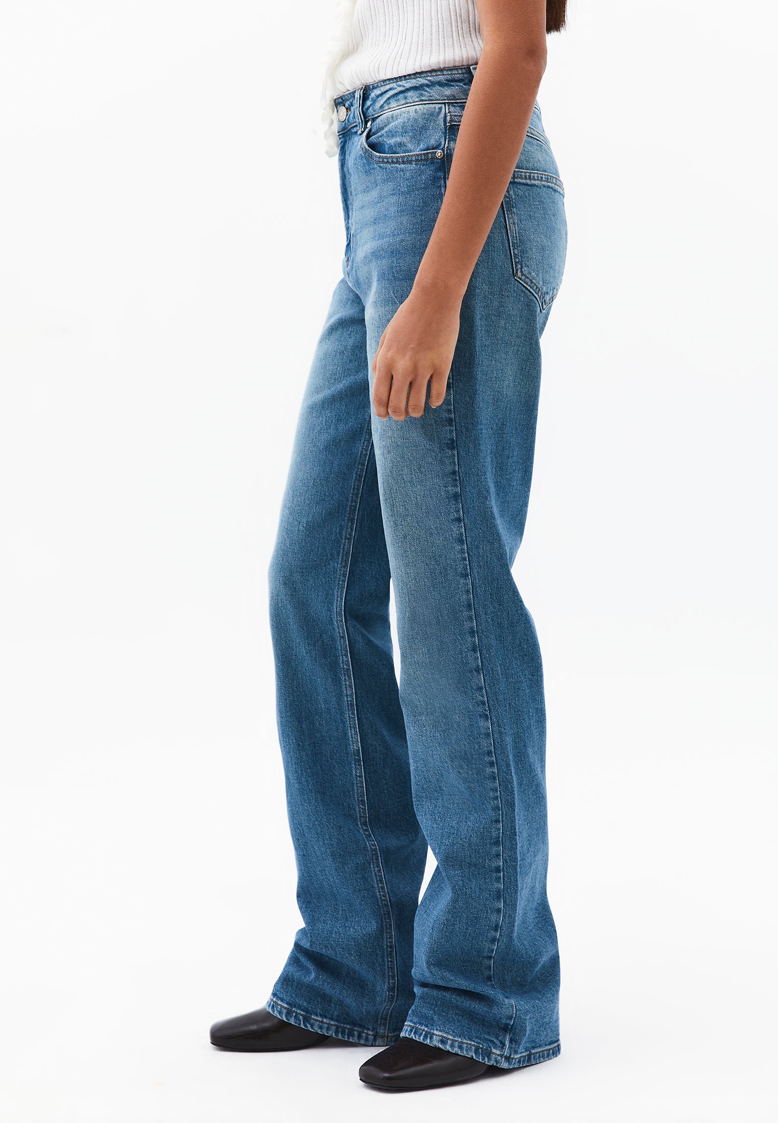 Ultra High Waist Five Pocket Straight Leg Pants - RODEO BLUE DENIM