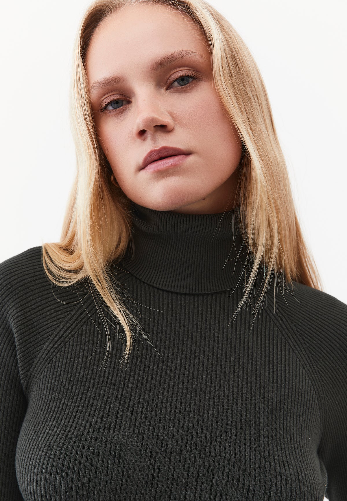 Turtleneck Raglan Sleeve Knitwear - ROSIN