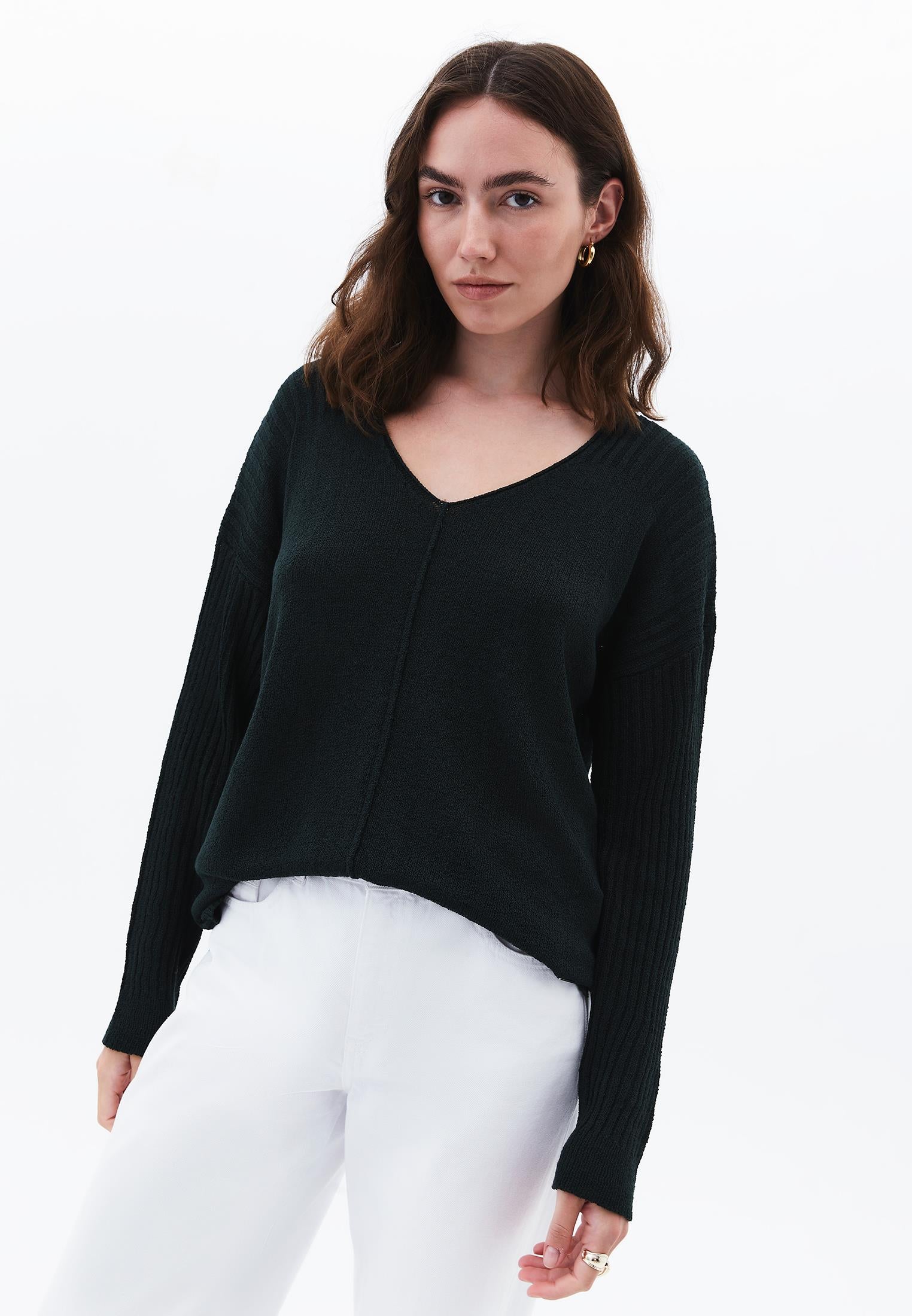 V Neck Standard Sweater - SCARAB