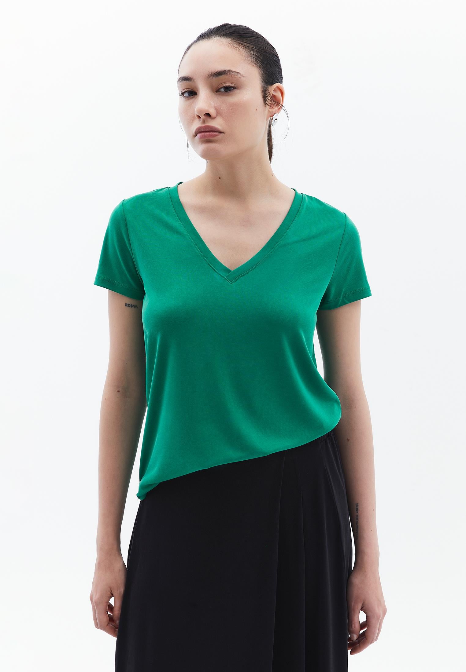 V Neck Short Sleeve T-Shirt - SHADY GLADE