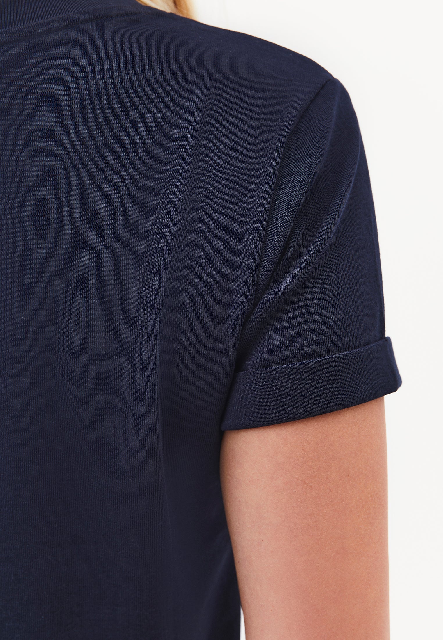 Women's Crew Neck Short Sleeve T-Shirt - SKY CAPTAIN