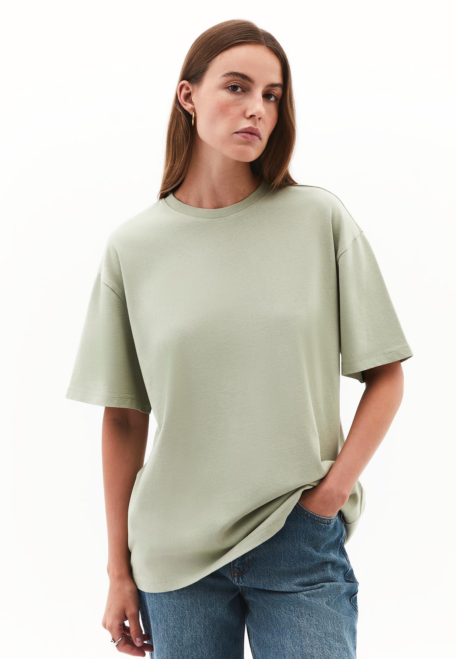 Boyfriend Crew Neck T-Shirt - TEA