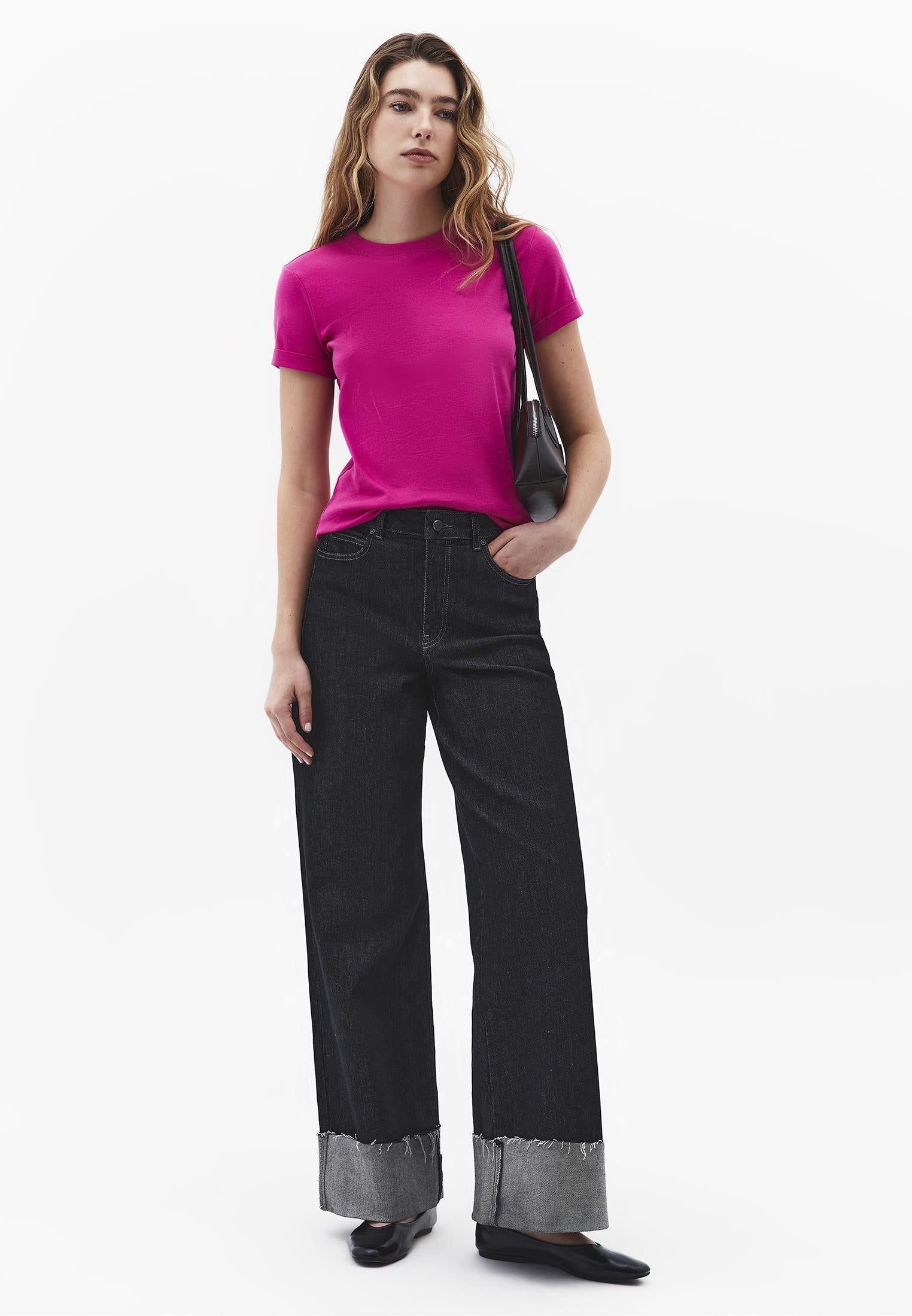 Crew Neck Short Sleeve T-Shirt - VERY BERRY