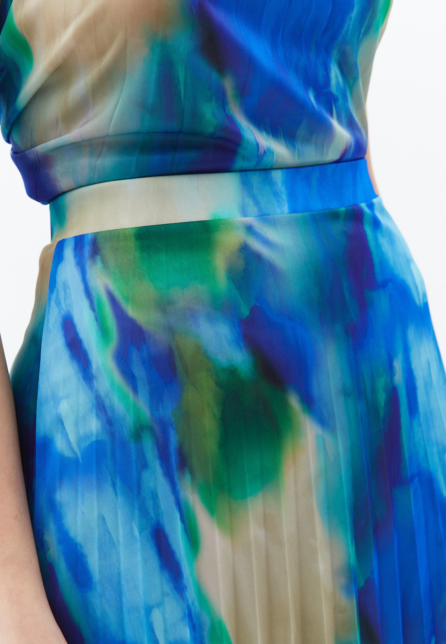 Pleated Printed Long Flared Skirt - WATERCOLOR COMB