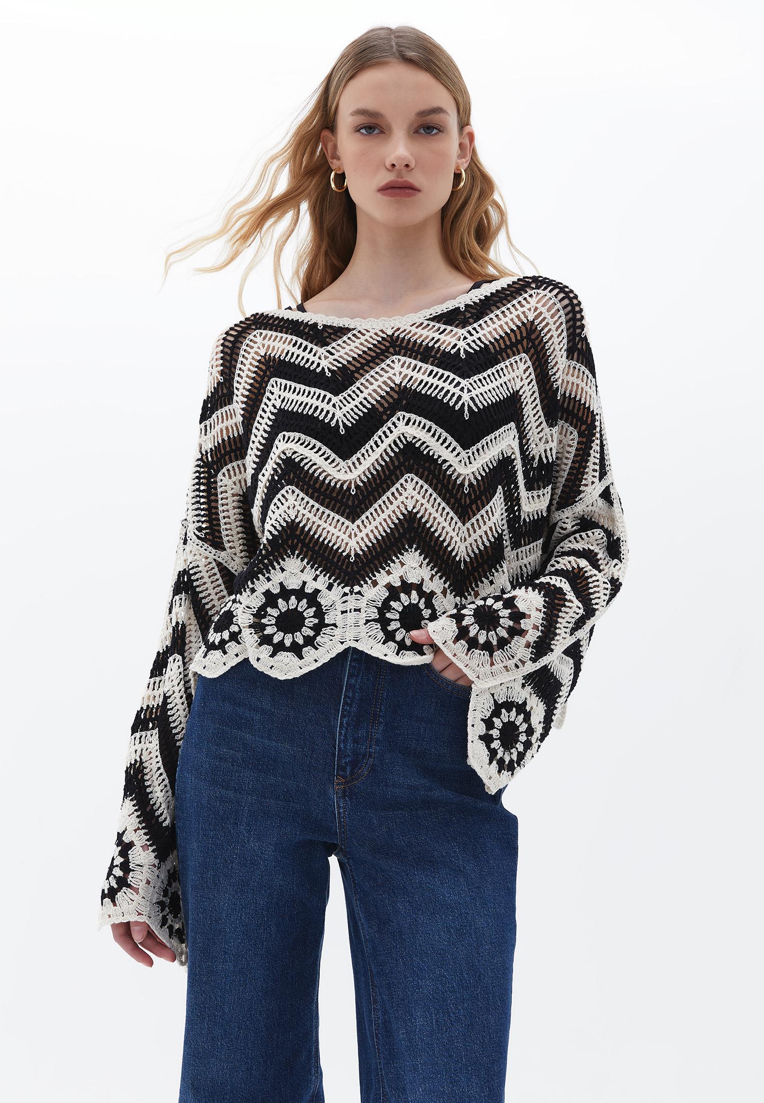 Loose Boat Neck Blouse - BLACK/WHITE MIX