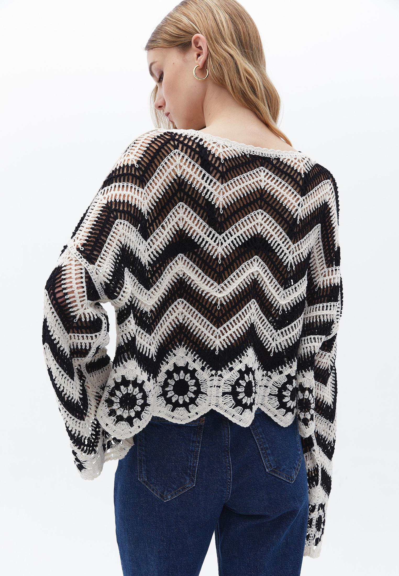 Loose Boat Neck Blouse - BLACK/WHITE MIX
