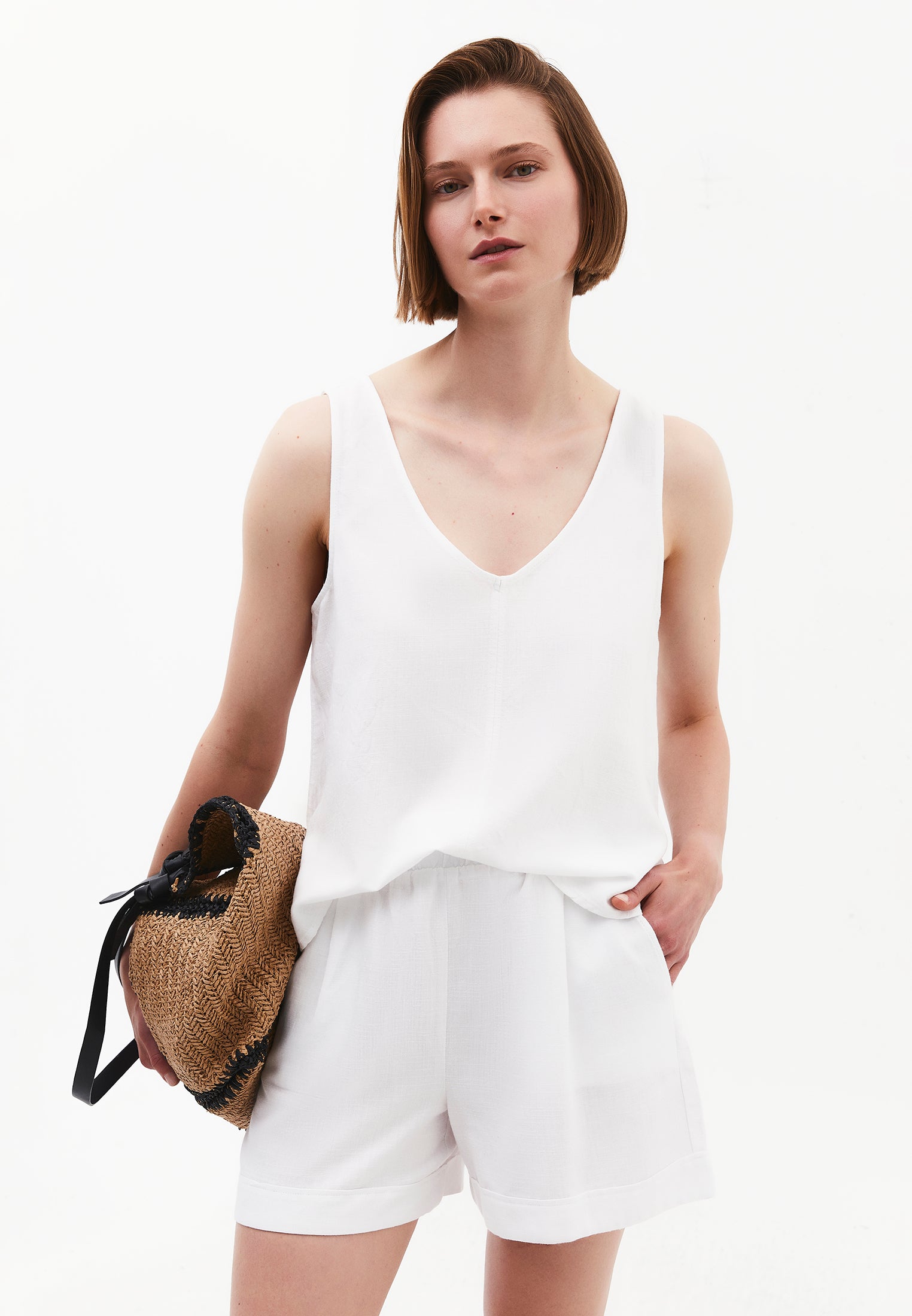 Loose Fit V-Neck Sleeveless Tank Top - WHITE