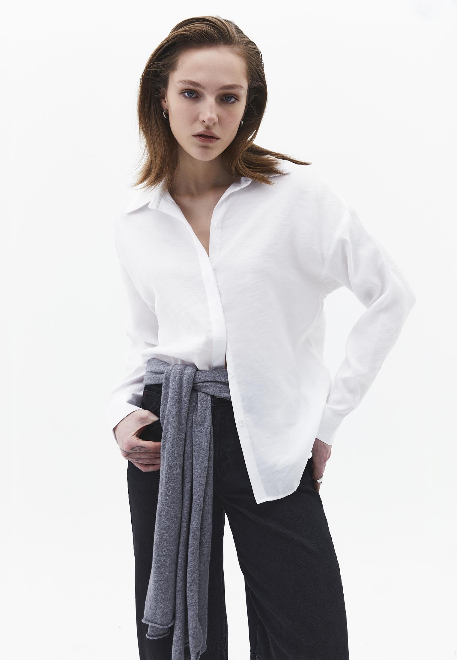 Oversize Long Sleeve Buttoned Shirt - WHITE