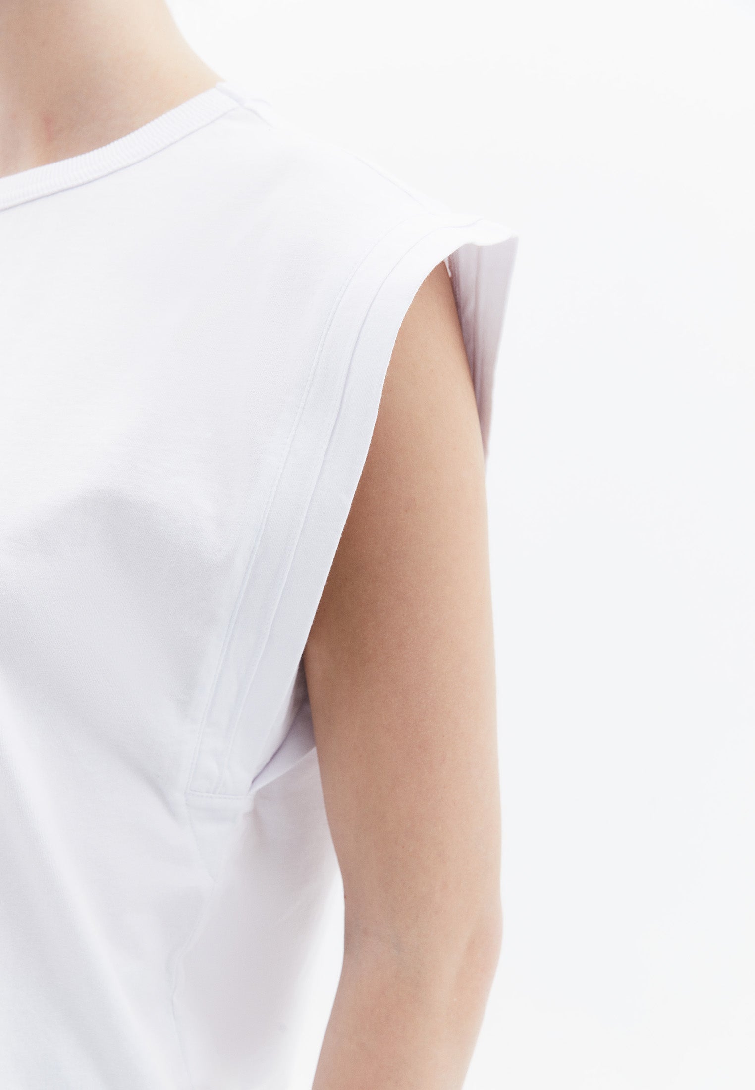 Crew Neck Short Sleeve T-Shirt - WHITE