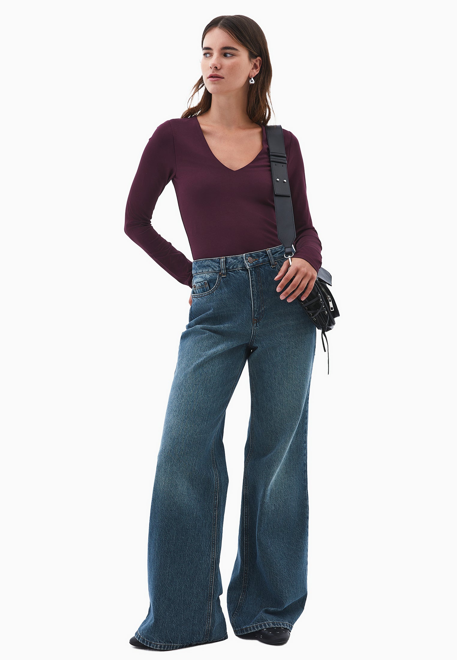 V Neck Long Sleeve T-Shirt - WINETASTING