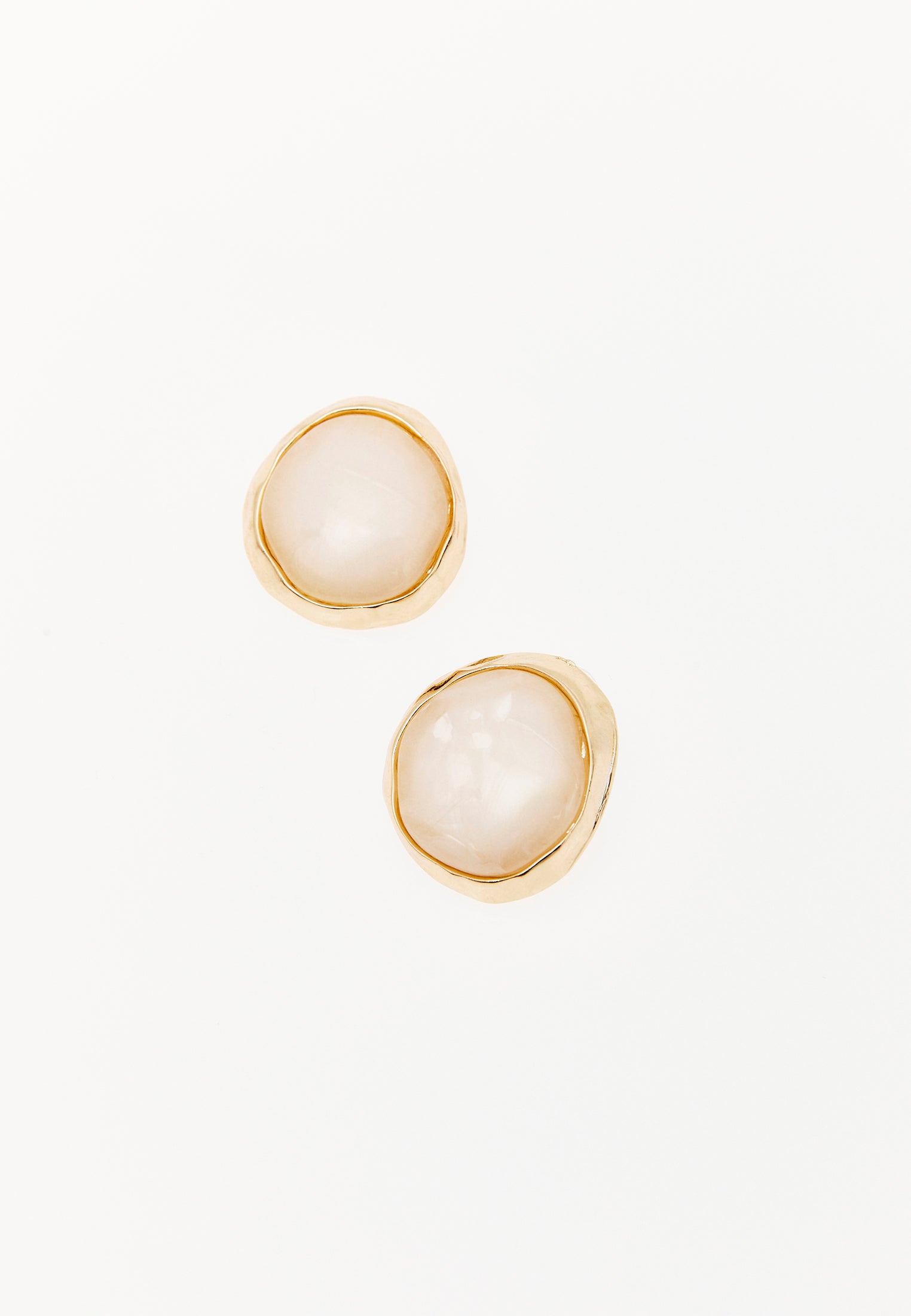 Earring In Round Shape - ALMOND MILK