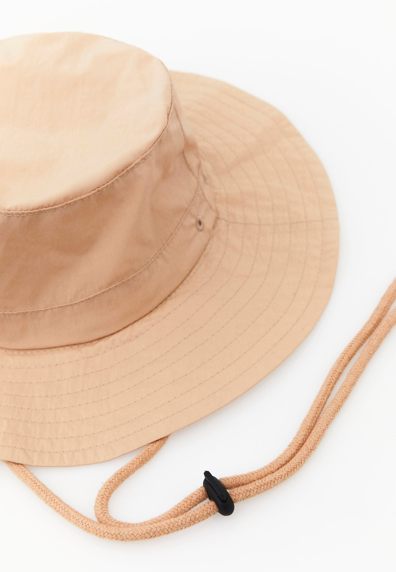 Hat - ALMOND MILK