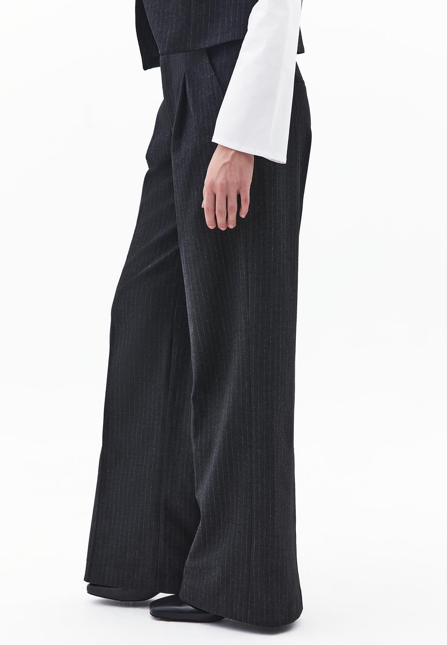 Pleated Wide Leg Pants - ANTHRA STRIPE