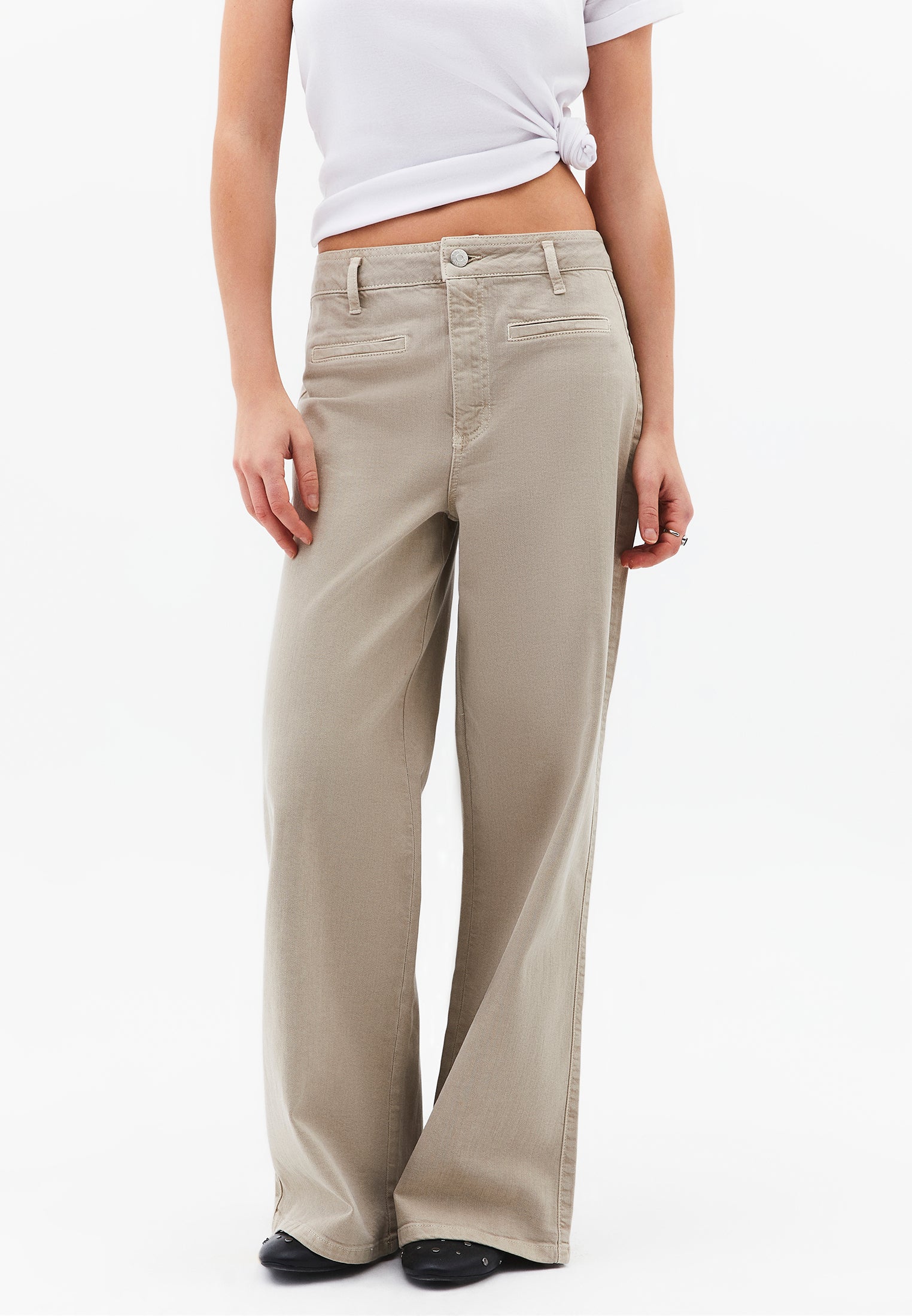 Wide Leg Pants With Pocket Detail - ANTIK FEATHER GRAY
