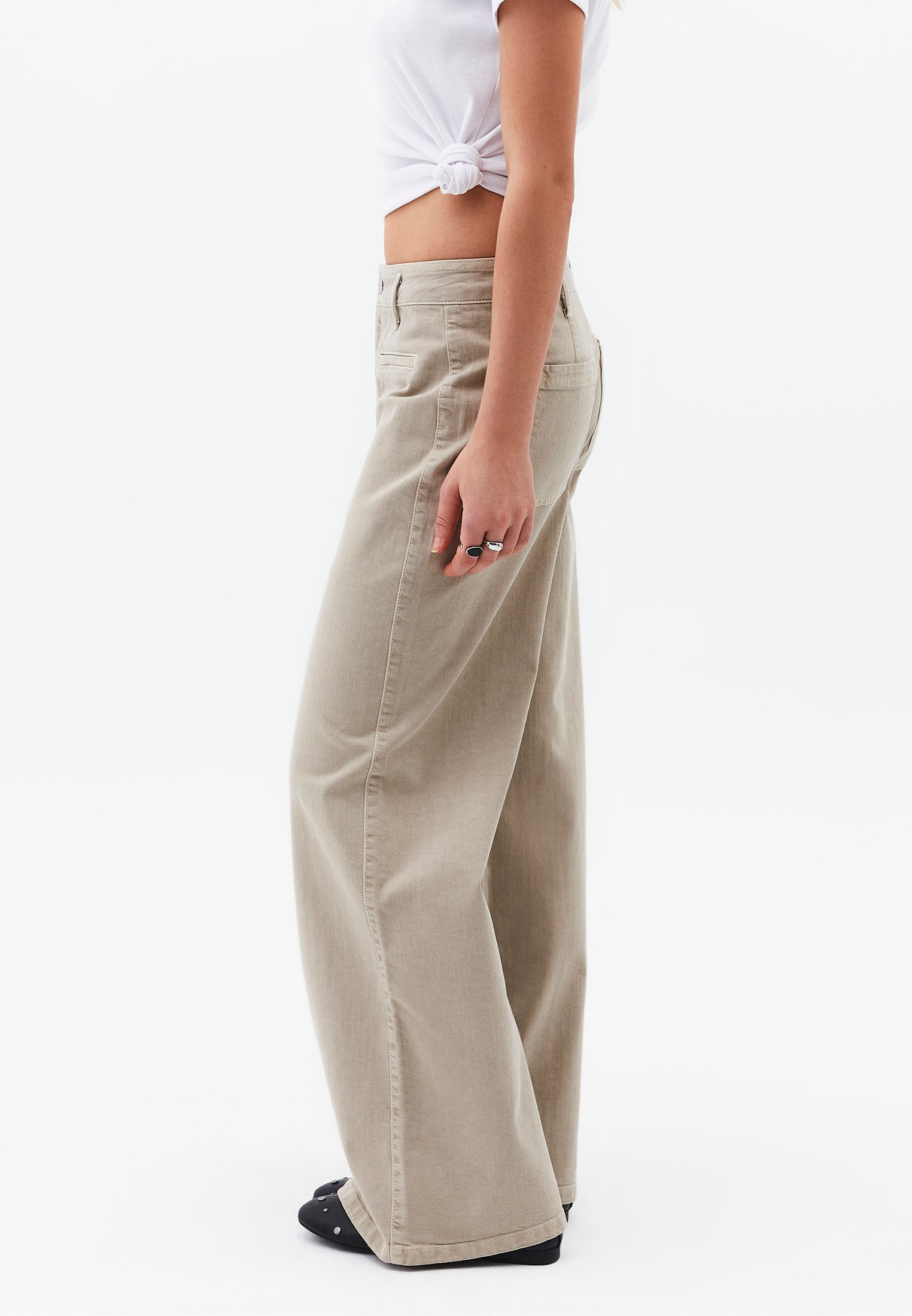 Wide Leg Pants With Pocket Detail - ANTIK FEATHER GRAY