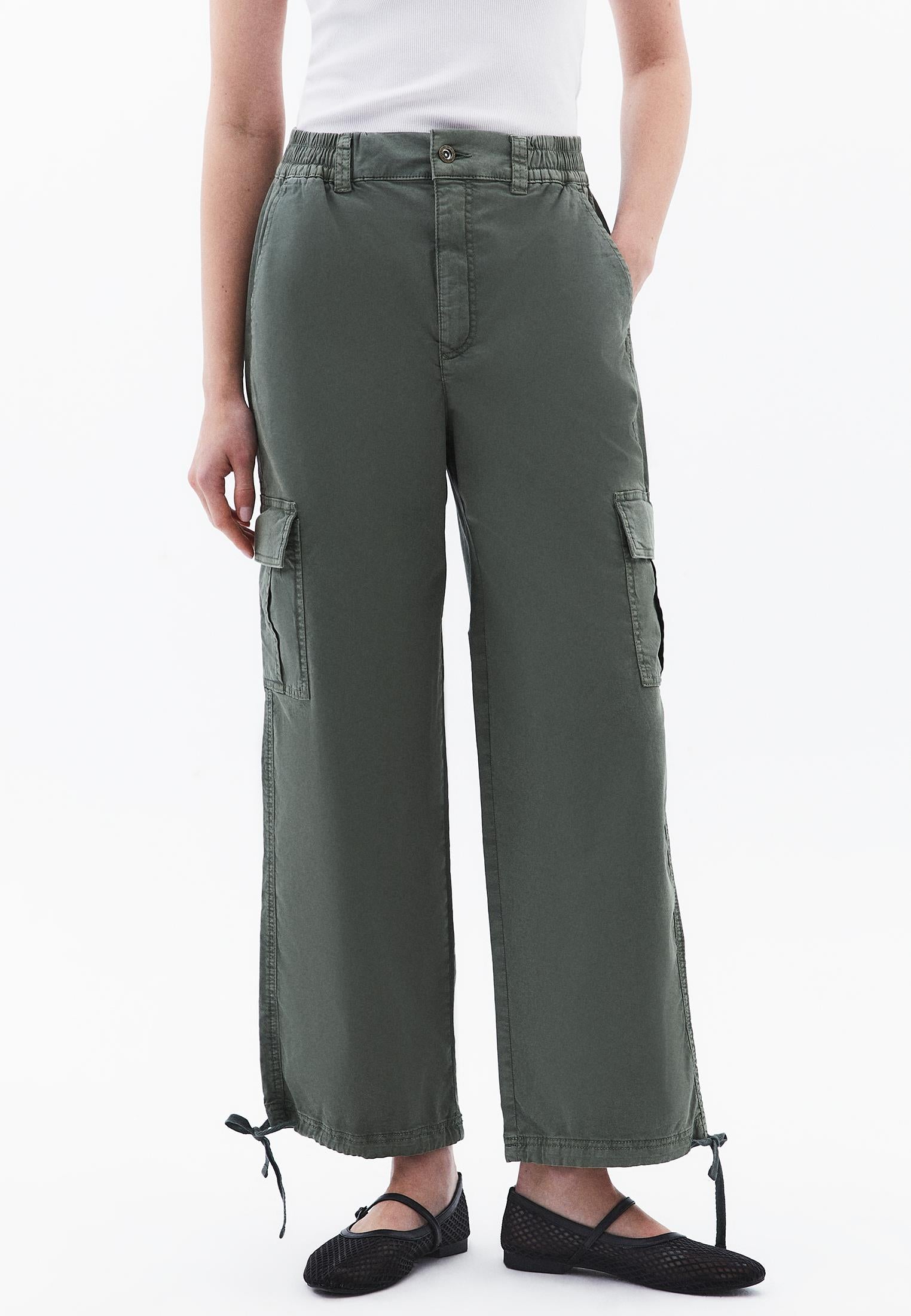 Jogger Pants With Belt Detail - ANTIK LAUREL WREATH