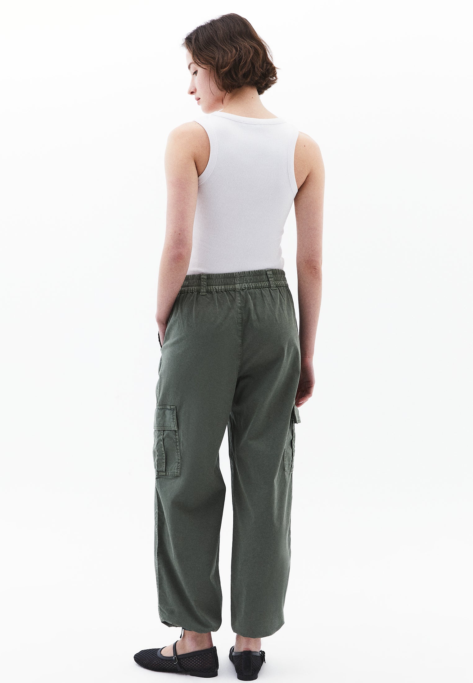 Jogger Pants With Belt Detail - ANTIK LAUREL WREATH