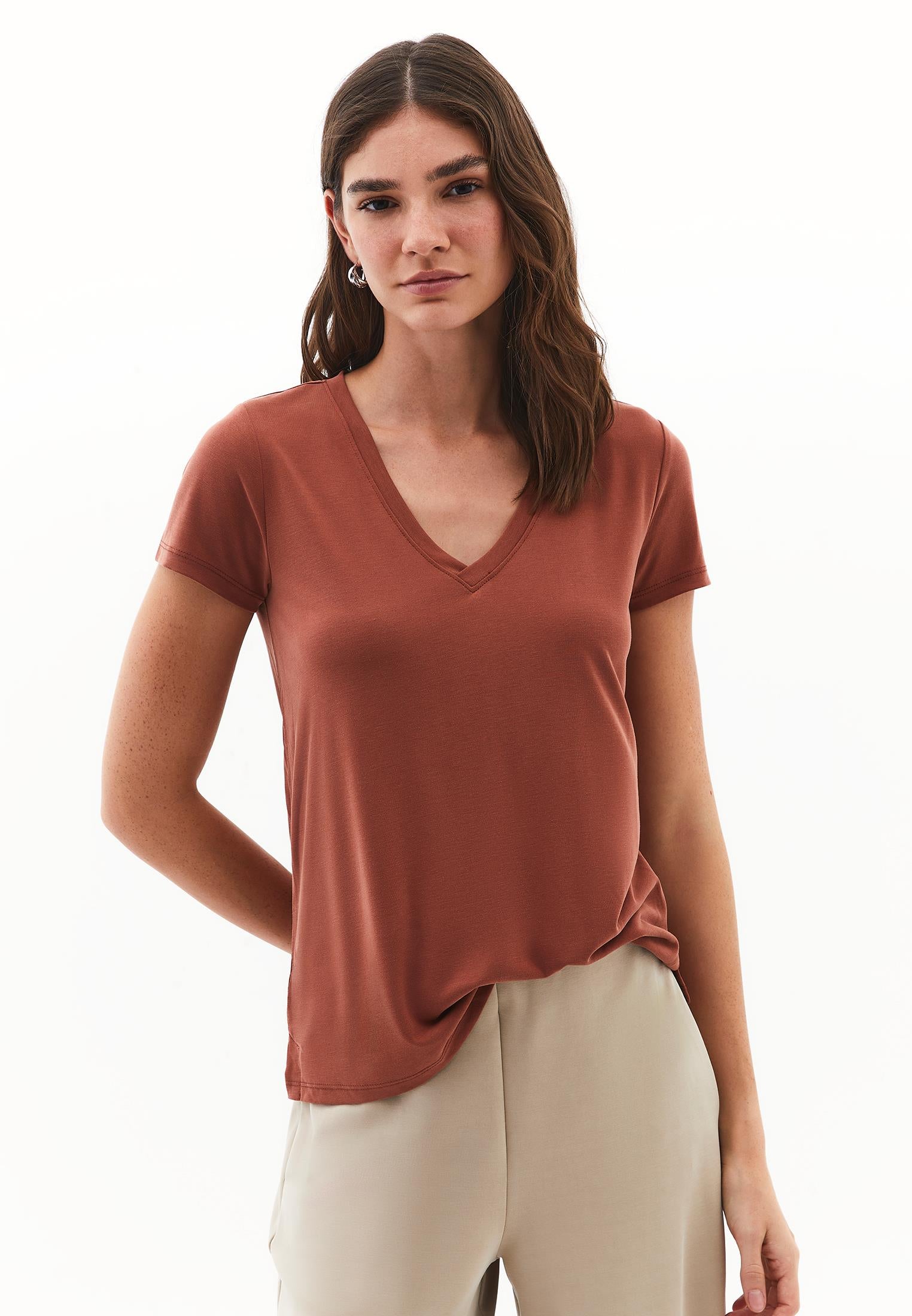 V Neck Slim Fit Short Sleeve T-Shirt - ARABIAN SPICE