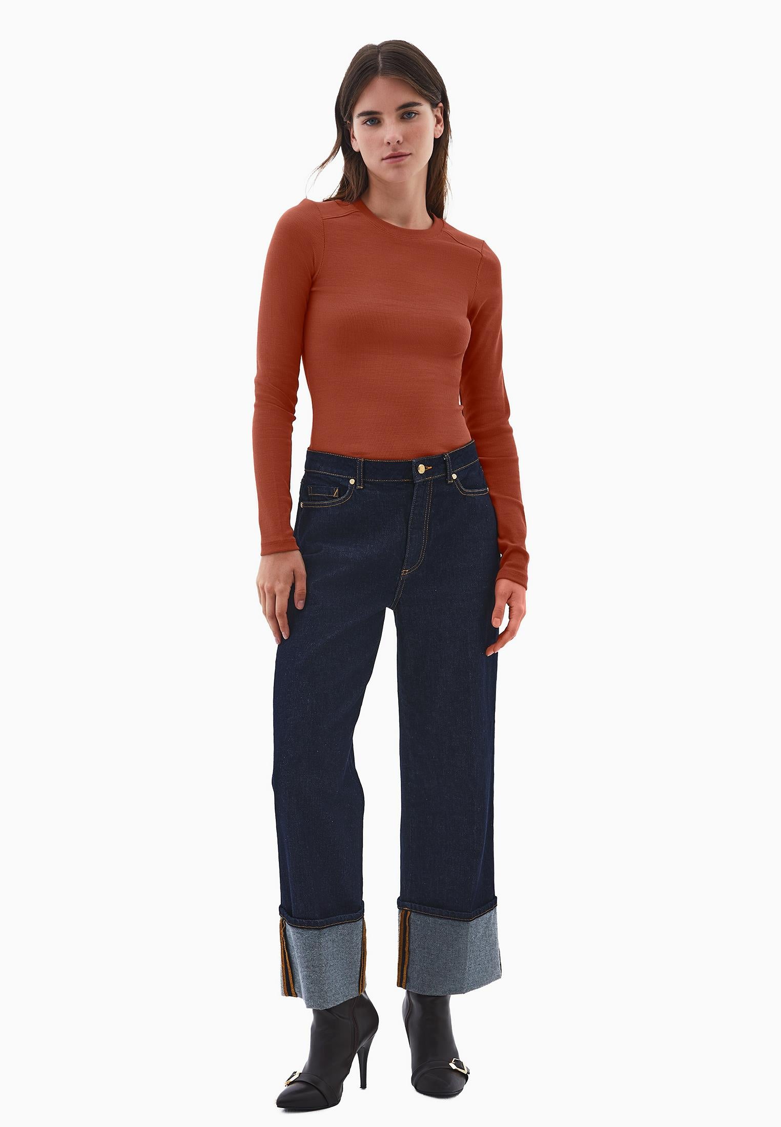 Bodycon Crew Neck T-Shirt - ARABIAN SPICE