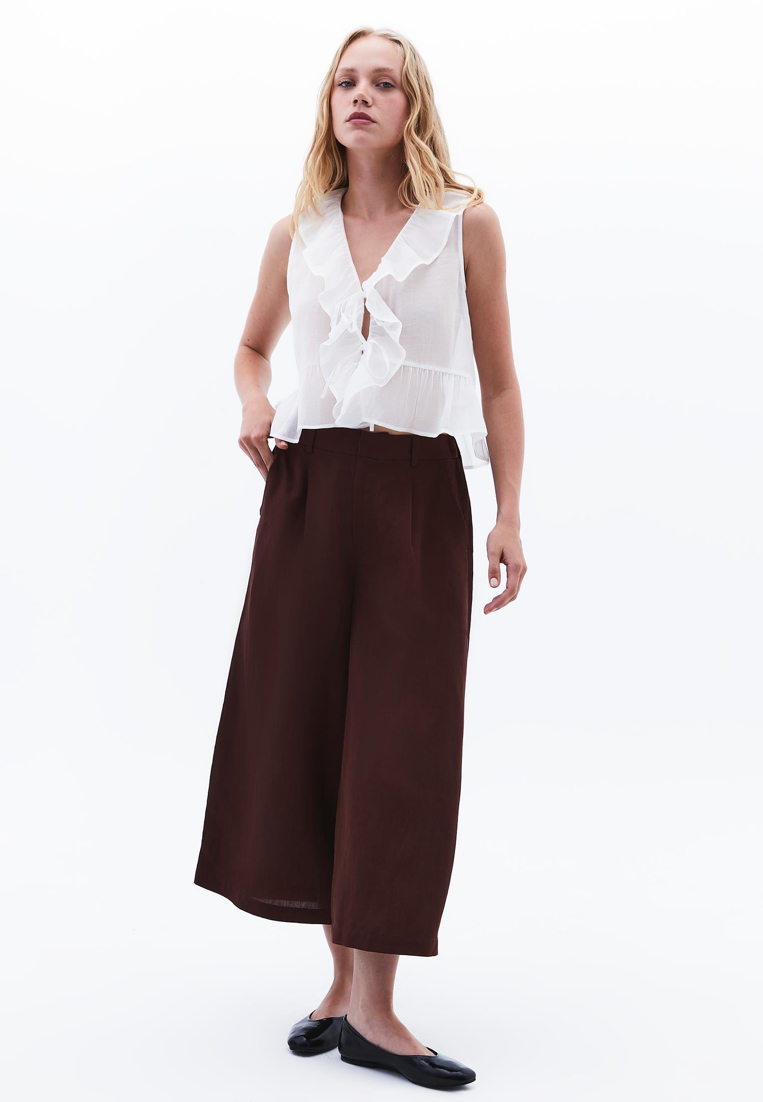 Pleated Ultra High Waist Cropped Culotte Trousers - BITTER CHOCOLATE
