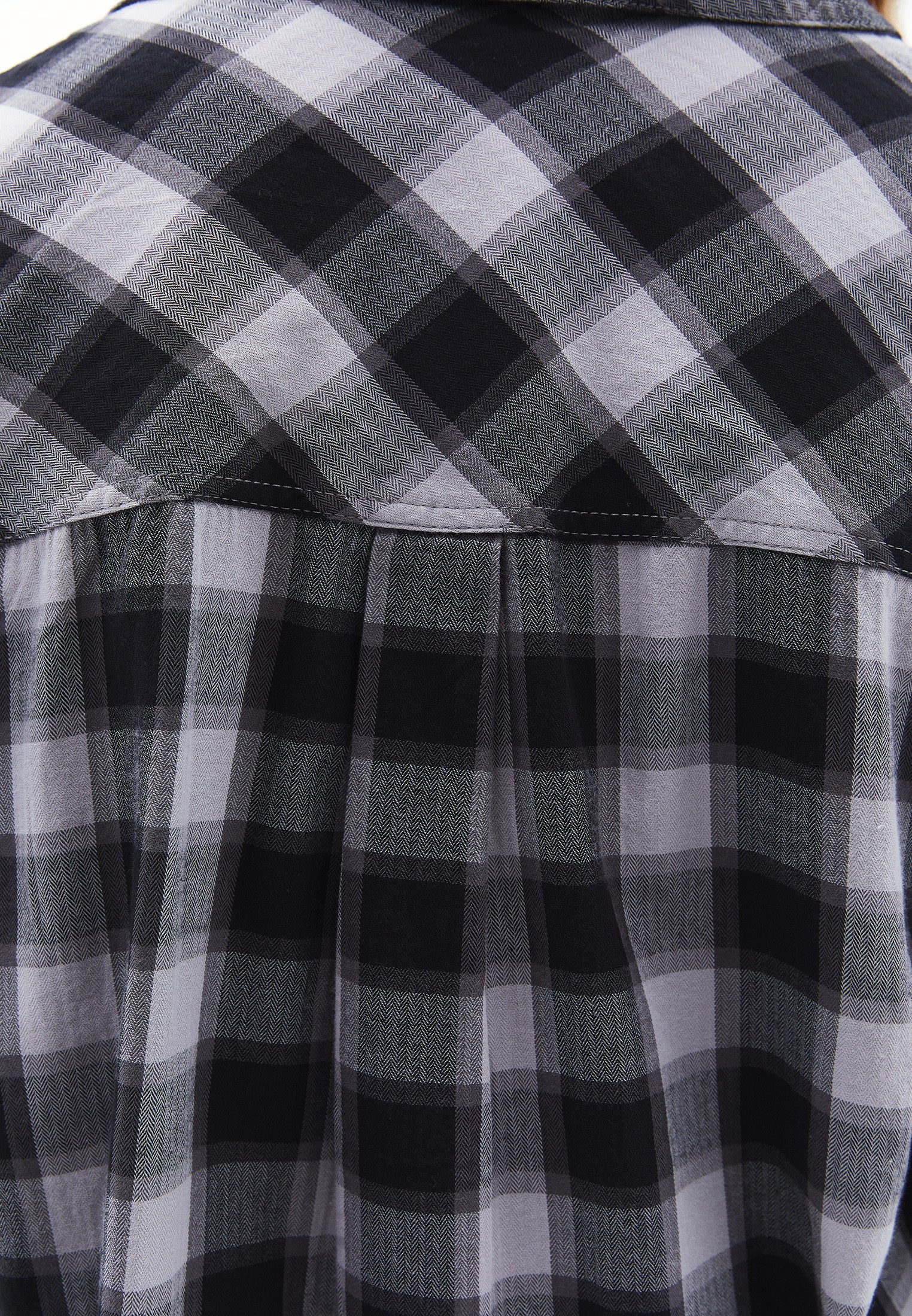 Oversize Buttoned Shirt - BLACK CHECK