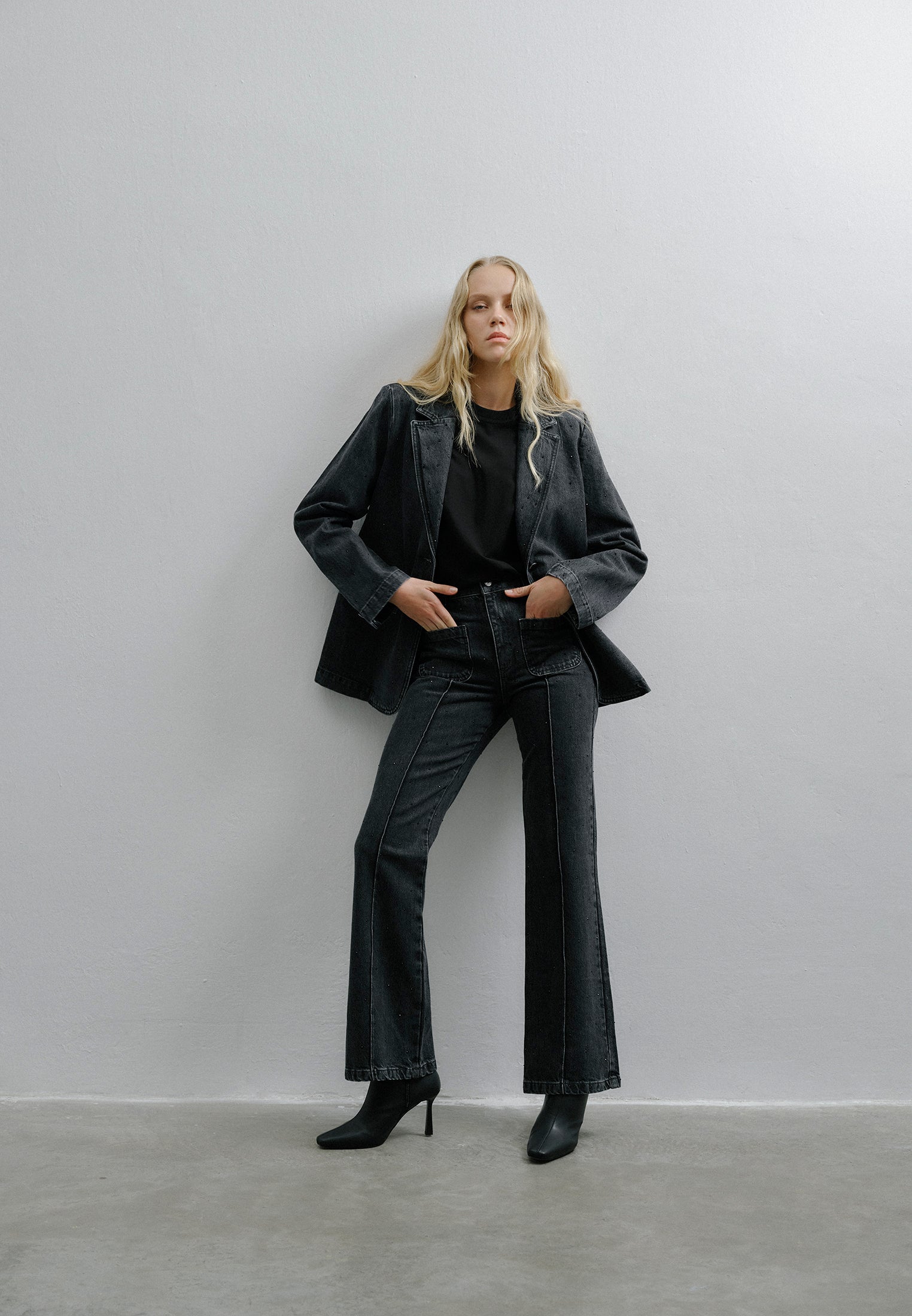 Ultra High Waist Flared Spanish Pants - BLACK DENIM