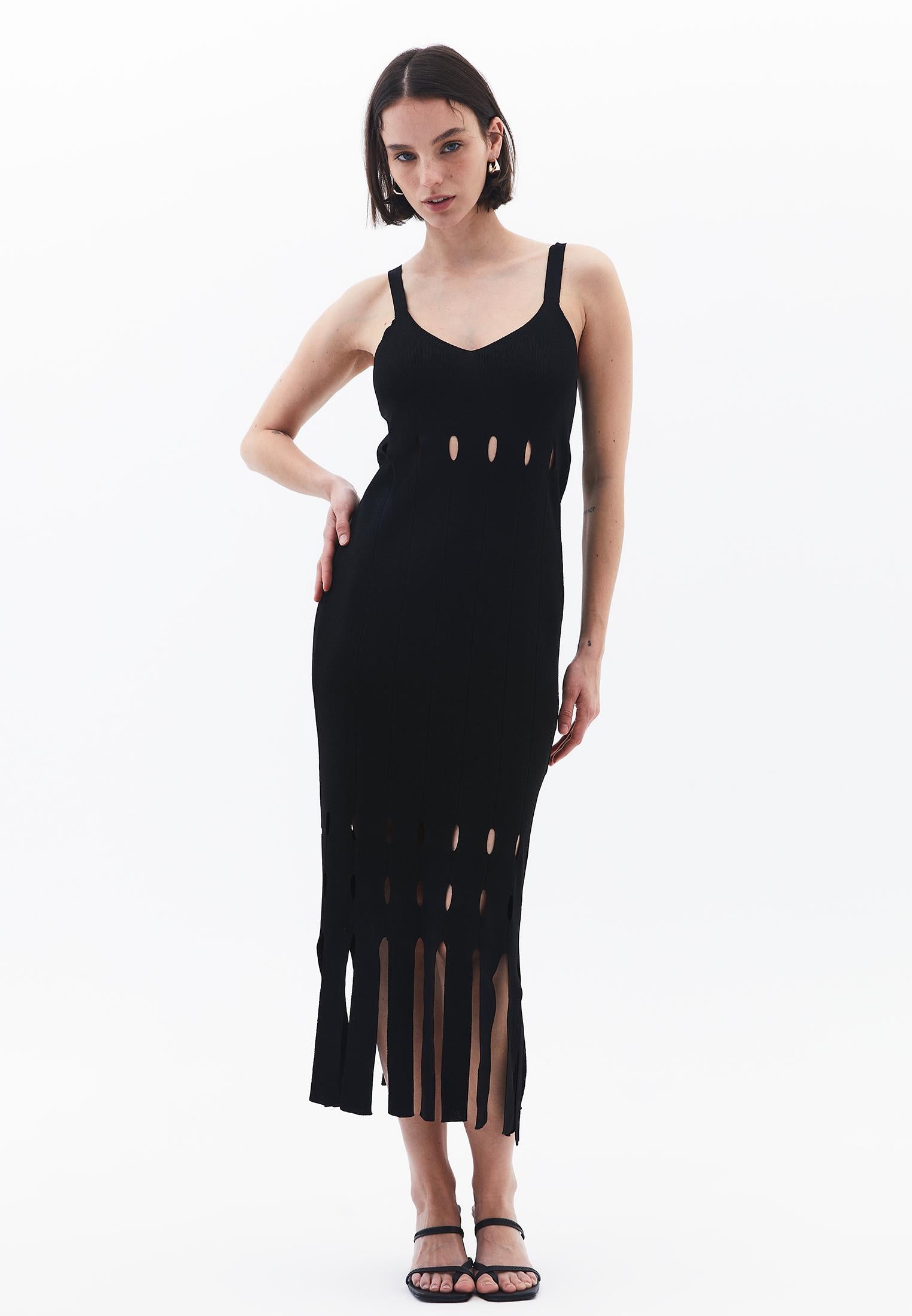Long Dress With Ajour Straps - BLACK
