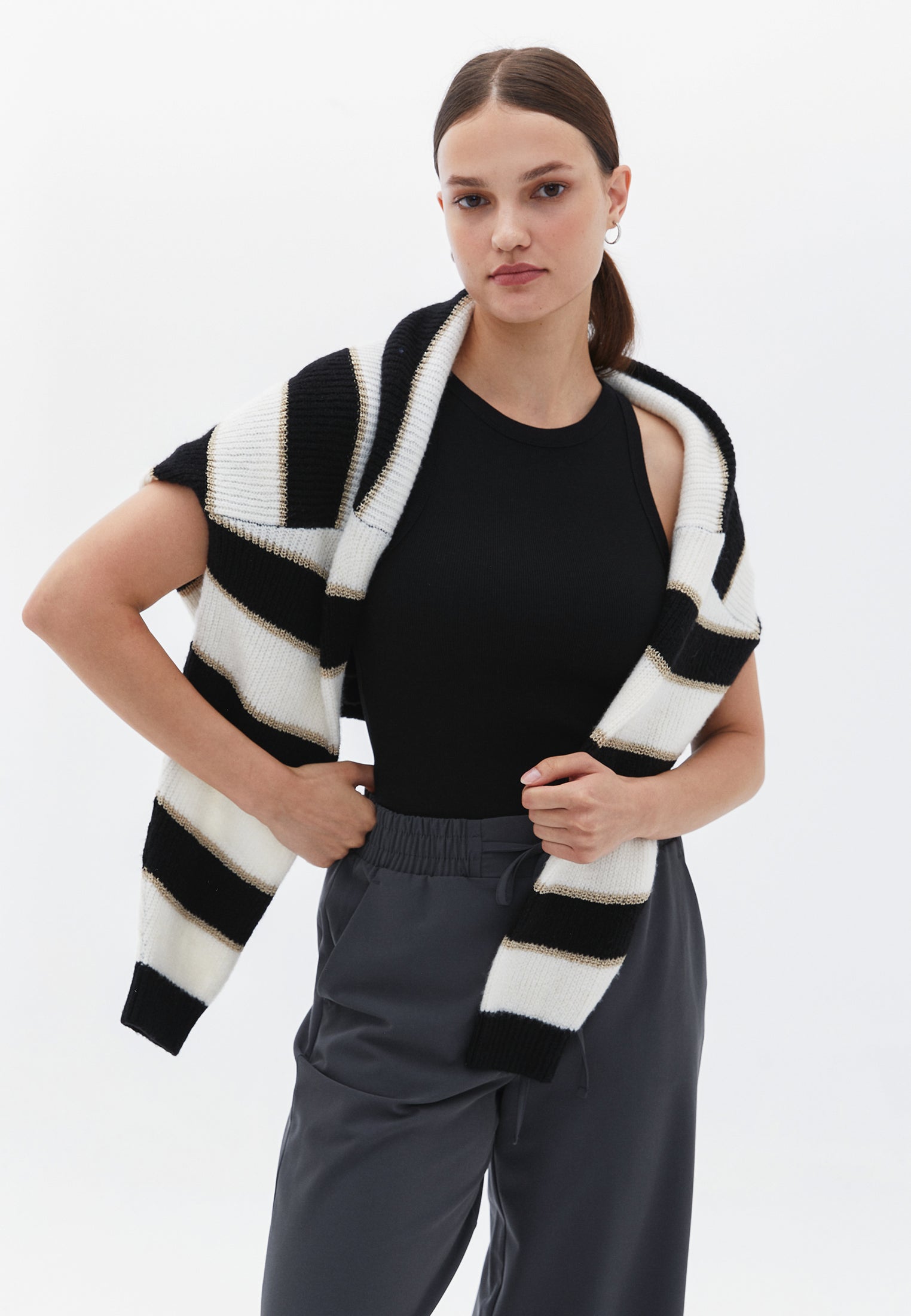 Halter Neck Sleeveless Tank - BLACK