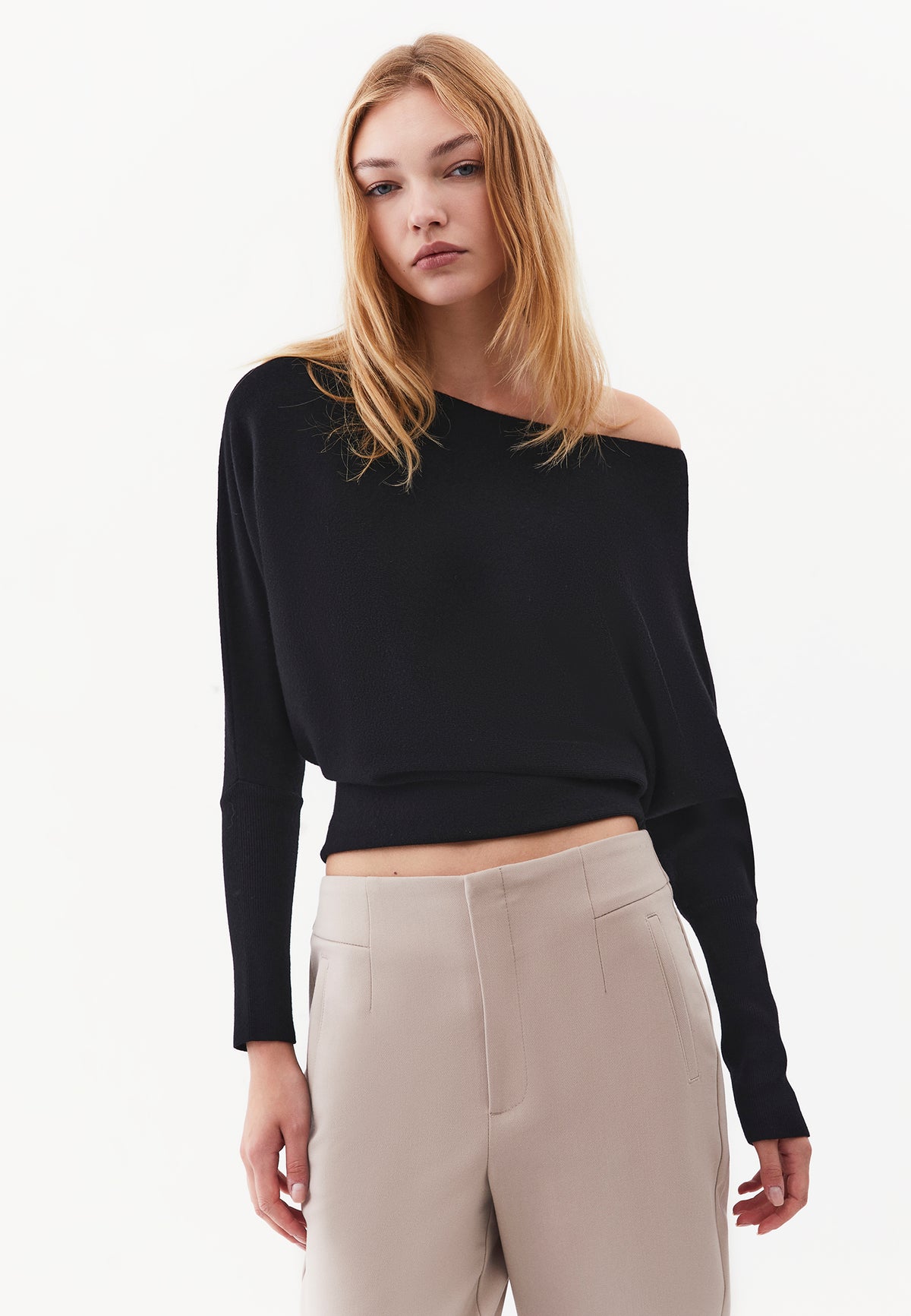 Long Sleeve Boat Neck Knit Sweater - BLACK