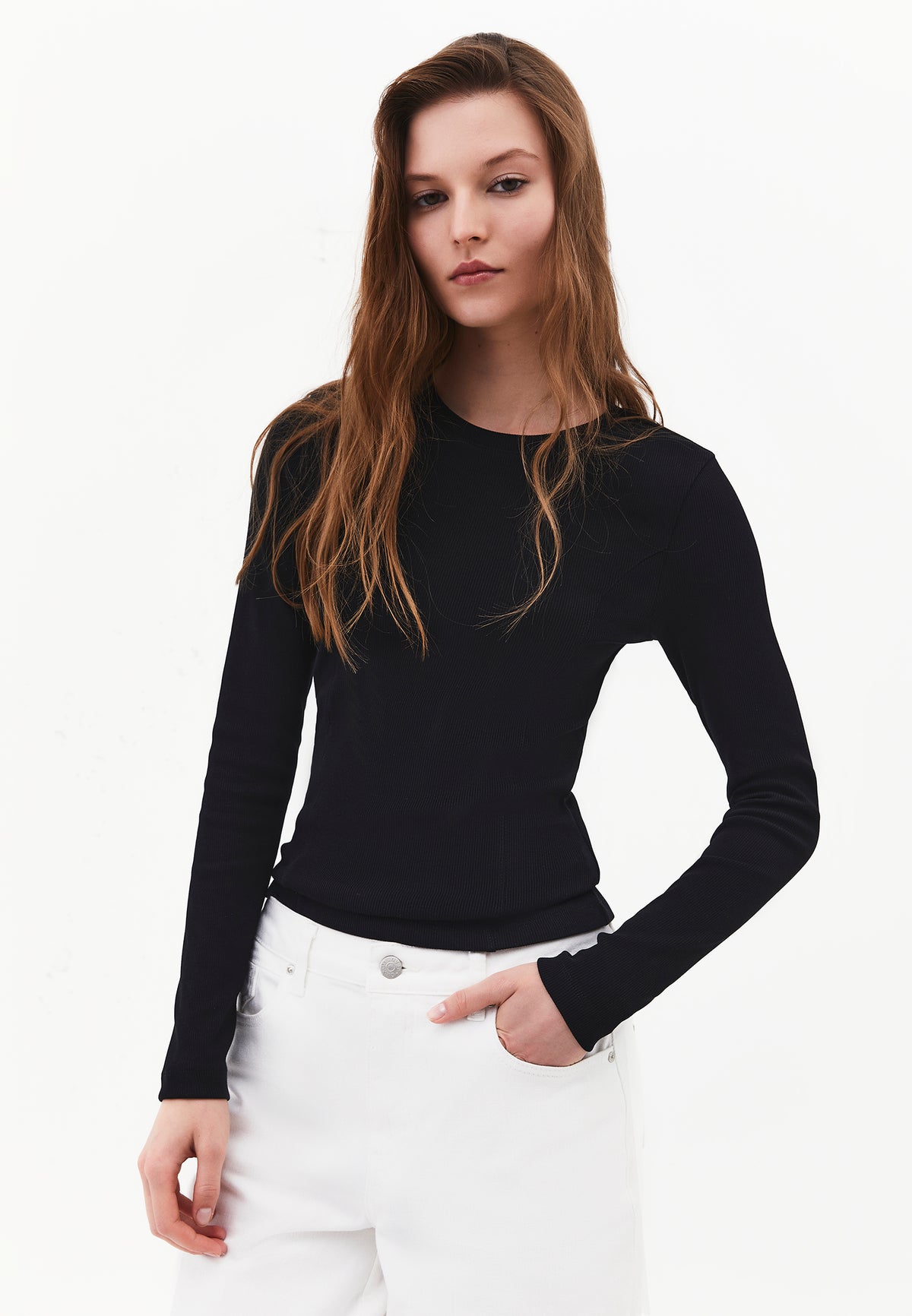 Crew Neck Long Sleeve T-Shirt - BLACK