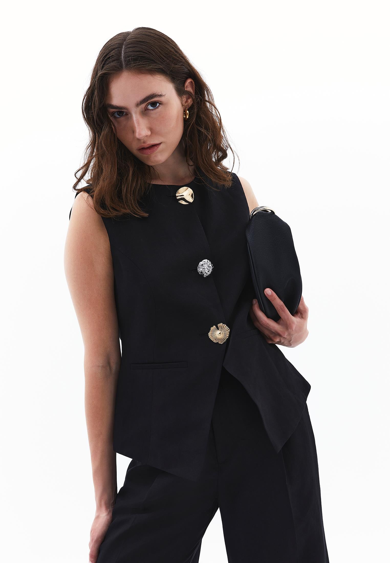 Sleeveless Vest With Button Details - BLACK