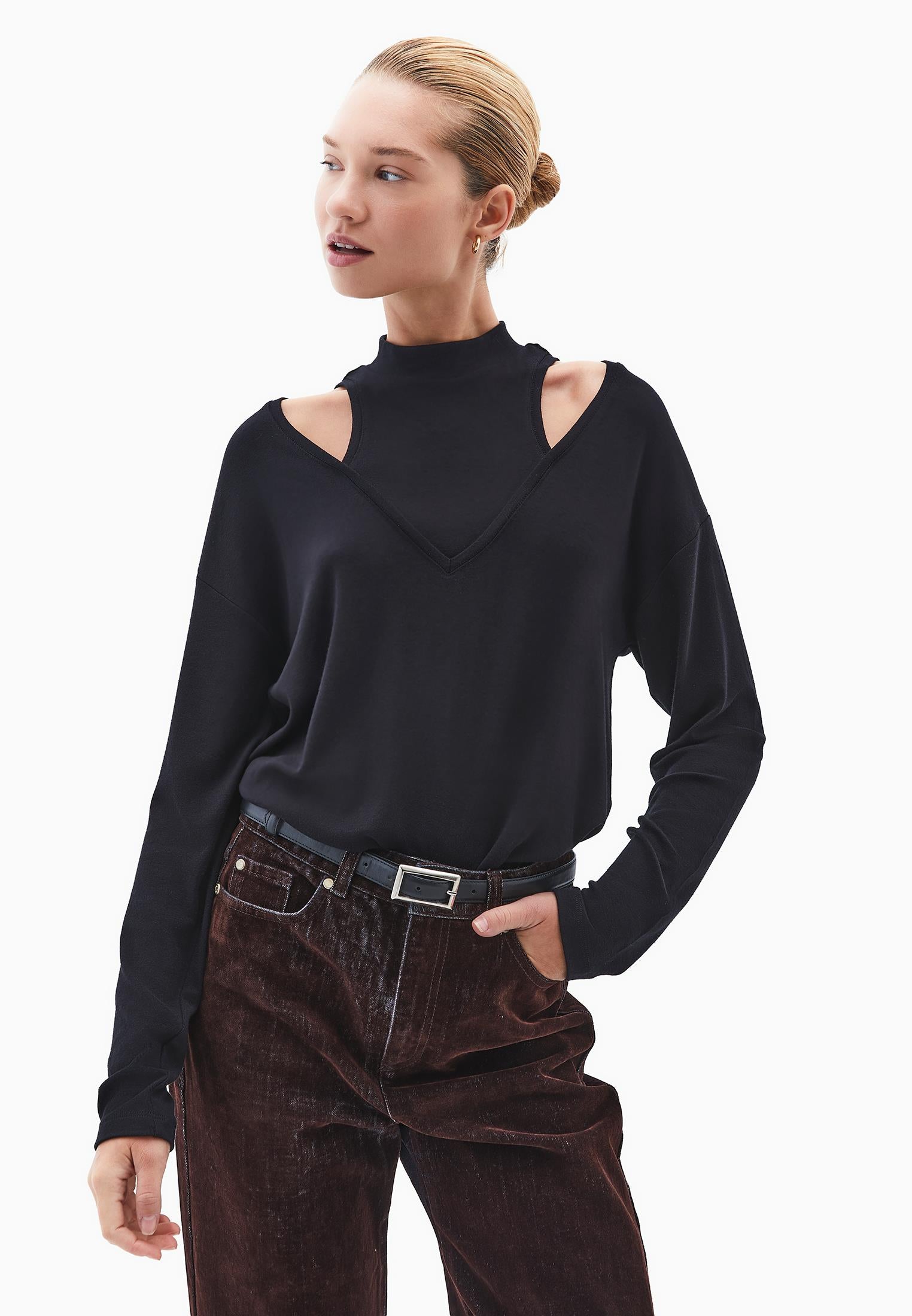 High Neck Oversize T-Shirt - BLACK