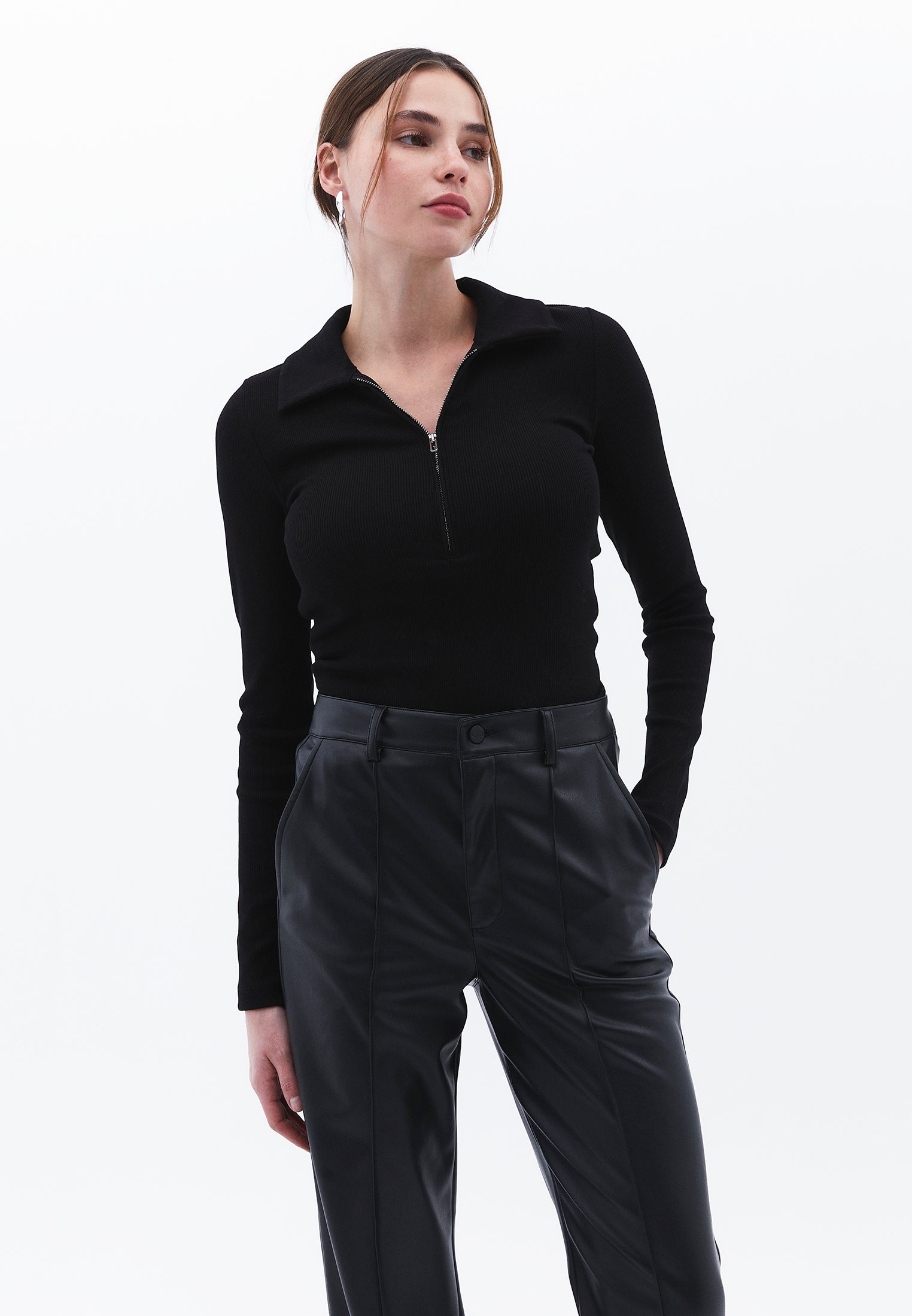 Polo Collar Long Sleeve T-Shirt With Zipper Detail - BLACK