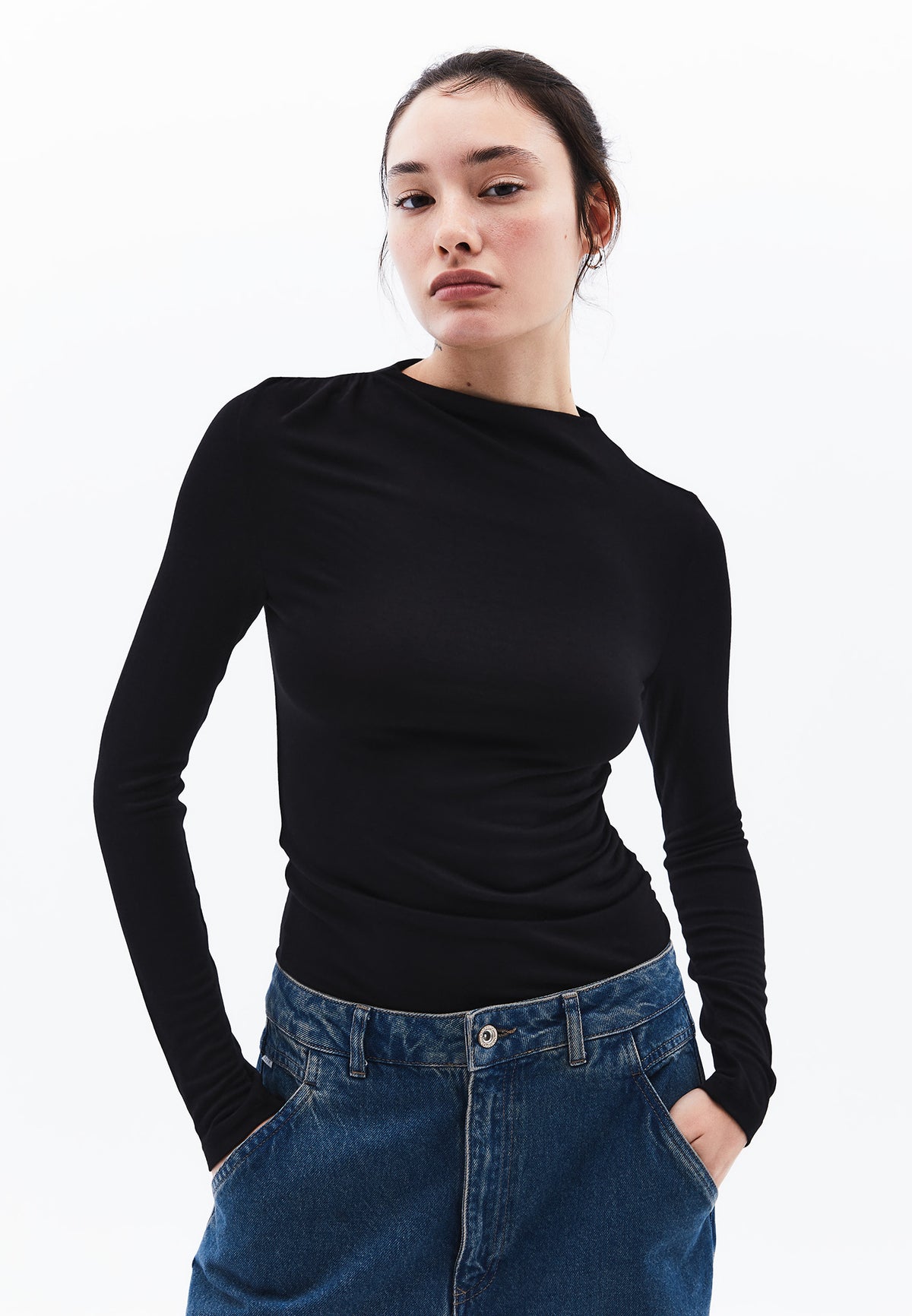 High Neck Ruched Long Sleeve T-Shirt - BLACK