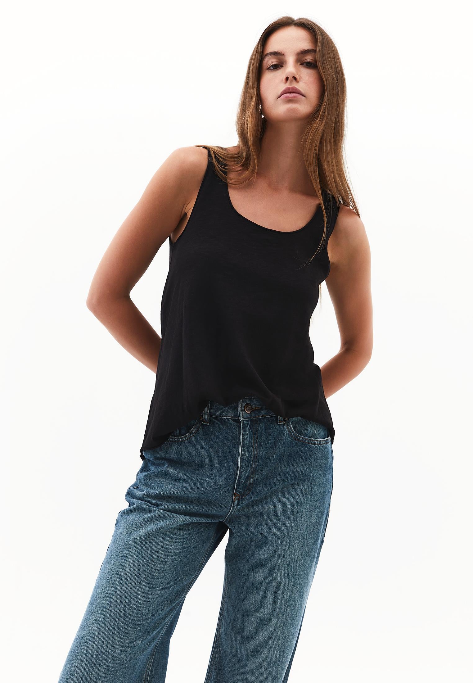 U Neck Sleeveless Tank Top - BLACK