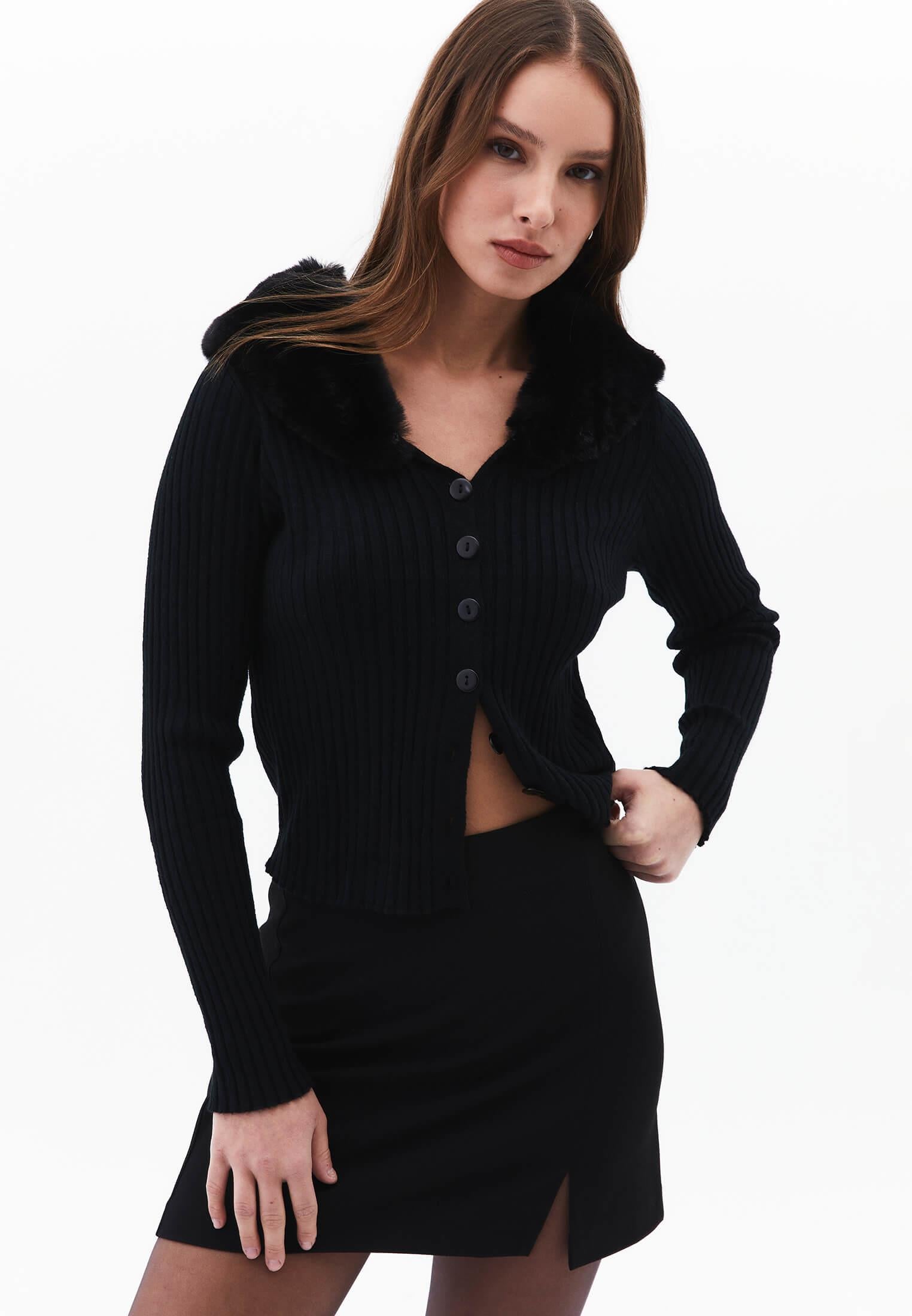 Wide Collar Standard Cardigan - BLACK