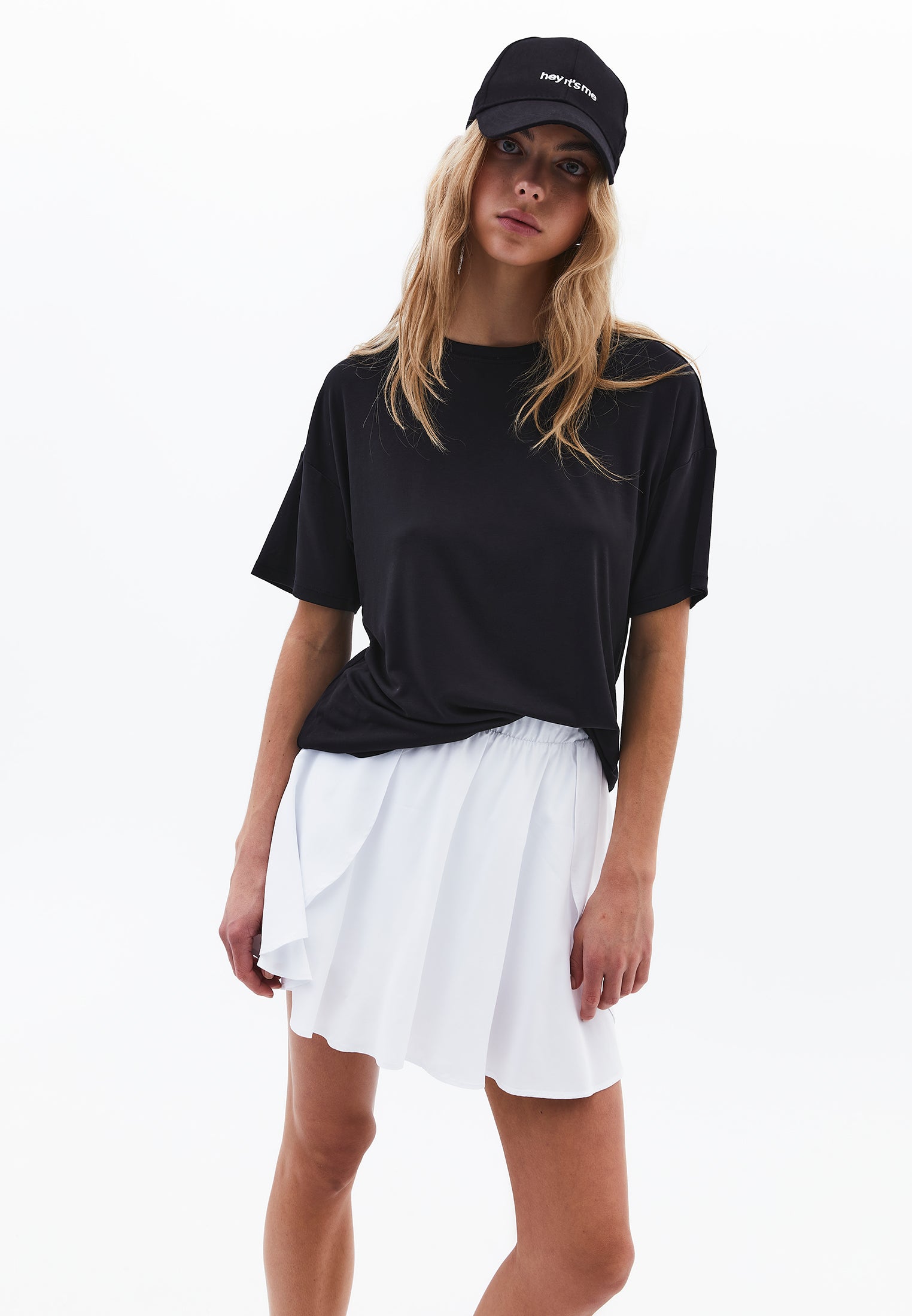 Crew Neck Short Sleeve T-Shirt - BLACK