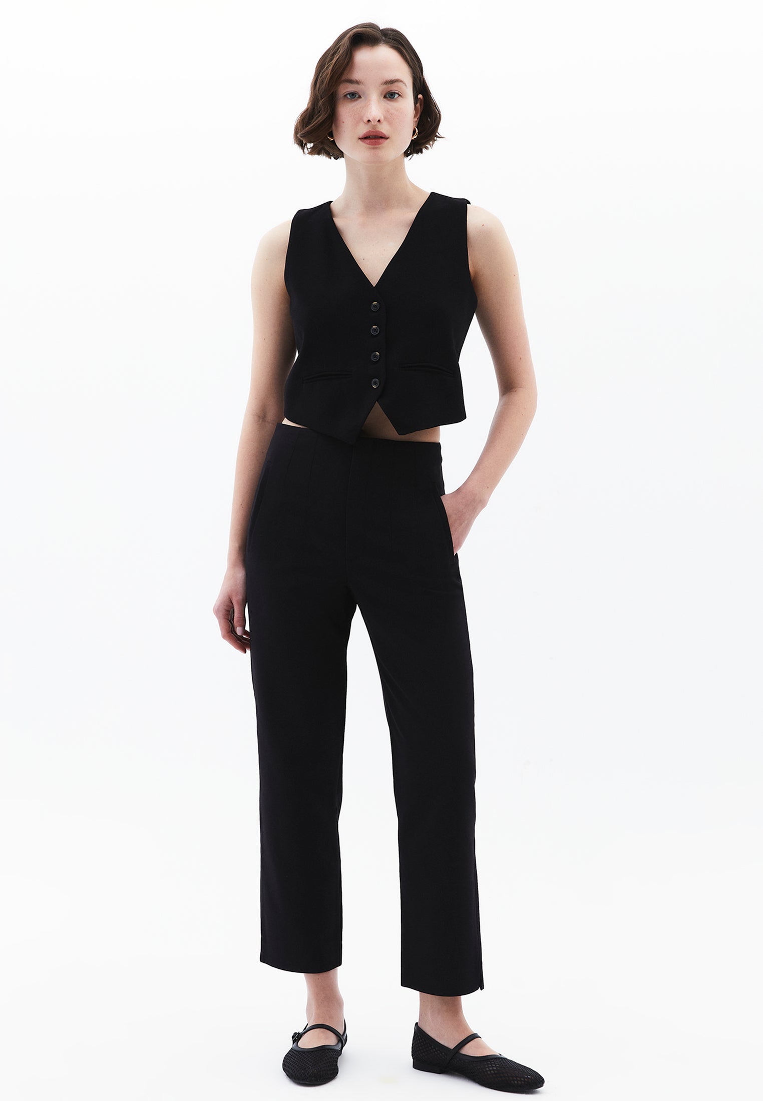 Carrot Cut Ultra High Waist Standard Pants - BLACK