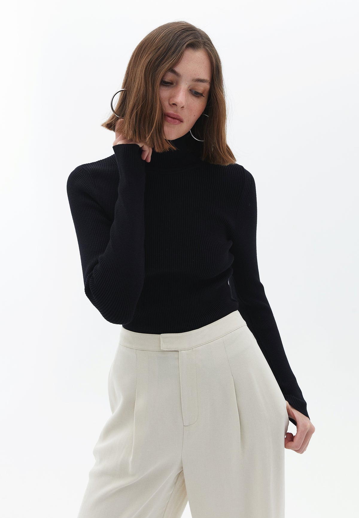 Turtleneck Raglan Sleeve Knitwear - BLACK